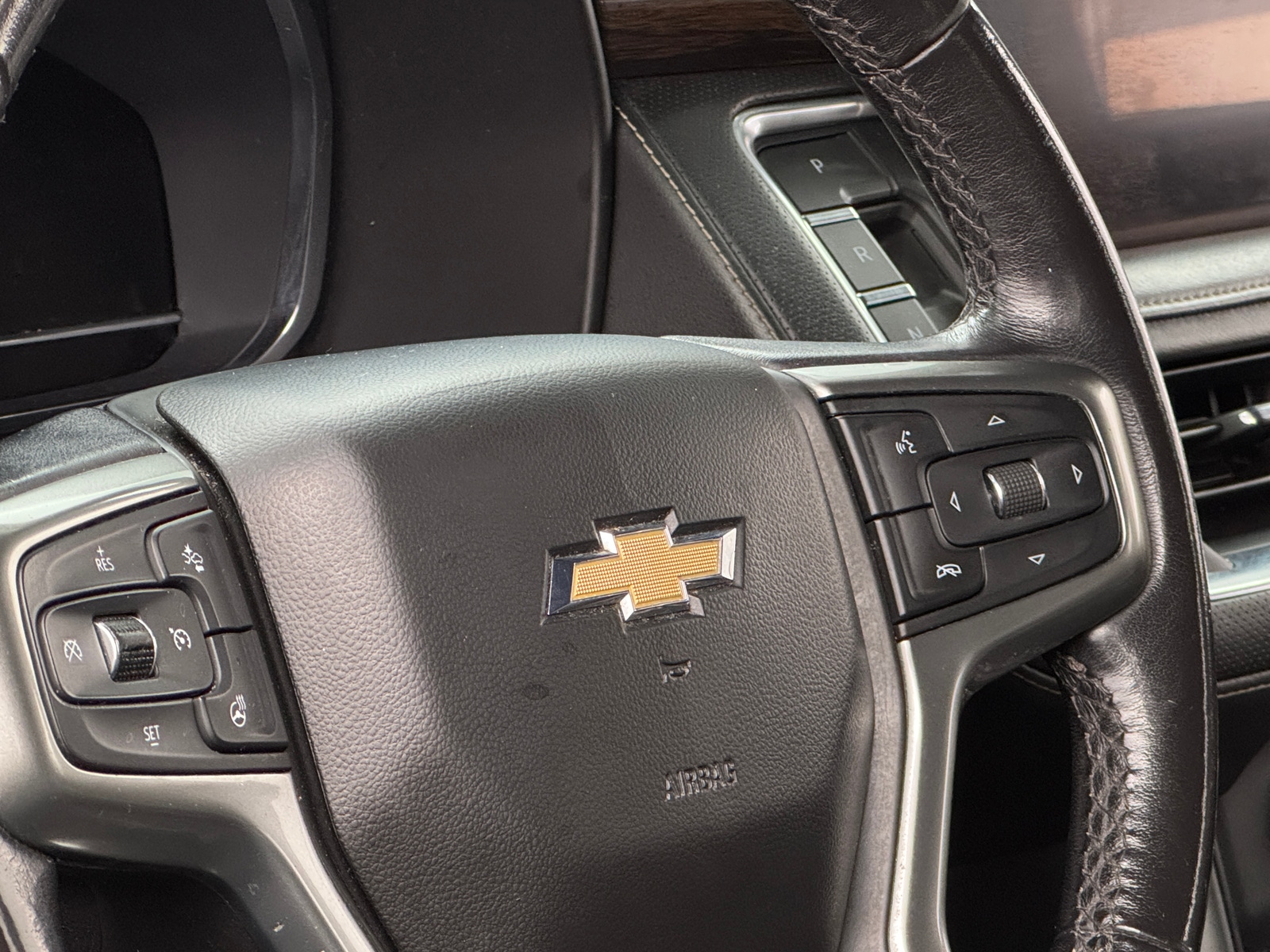 Thumbnail: 2022 Chevrolet Suburban - 4