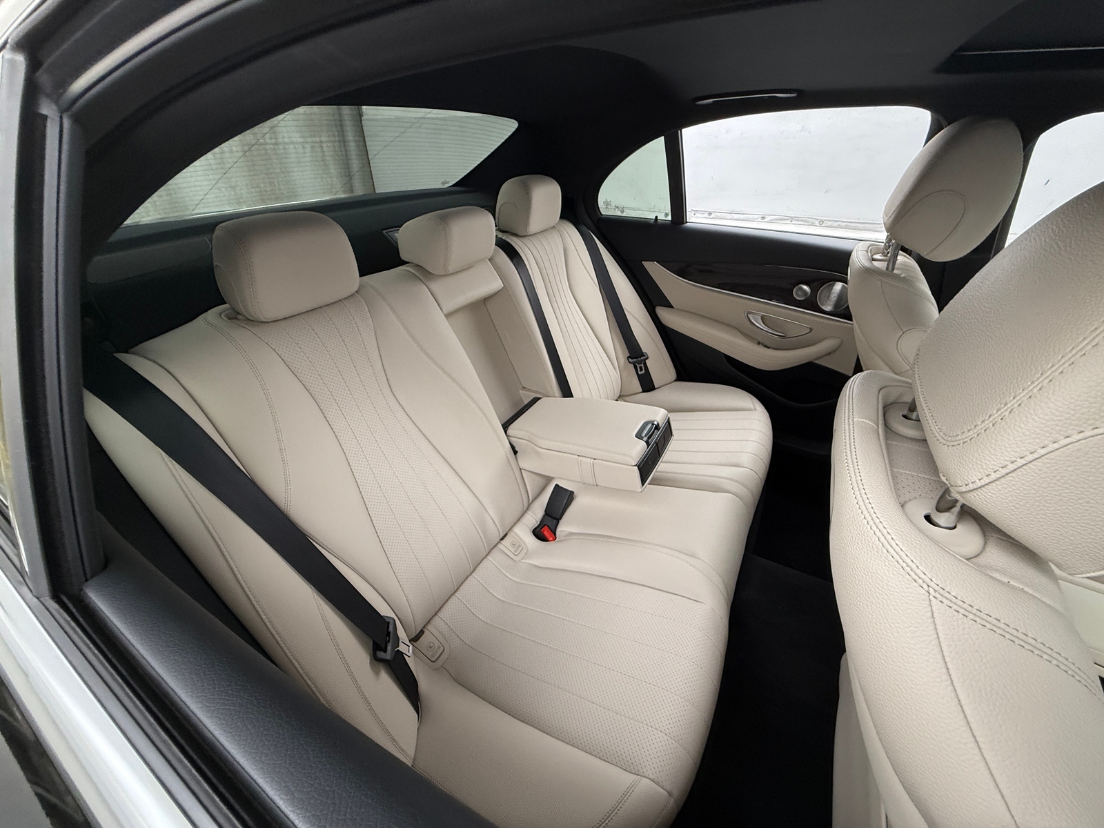Thumbnail: 2019 Mercedes-Benz E-Class - 5