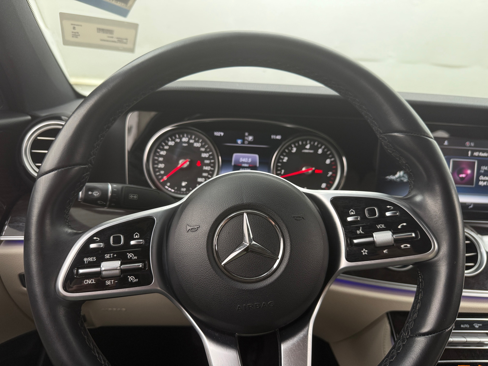 Thumbnail: 2019 Mercedes-Benz E-Class - 4
