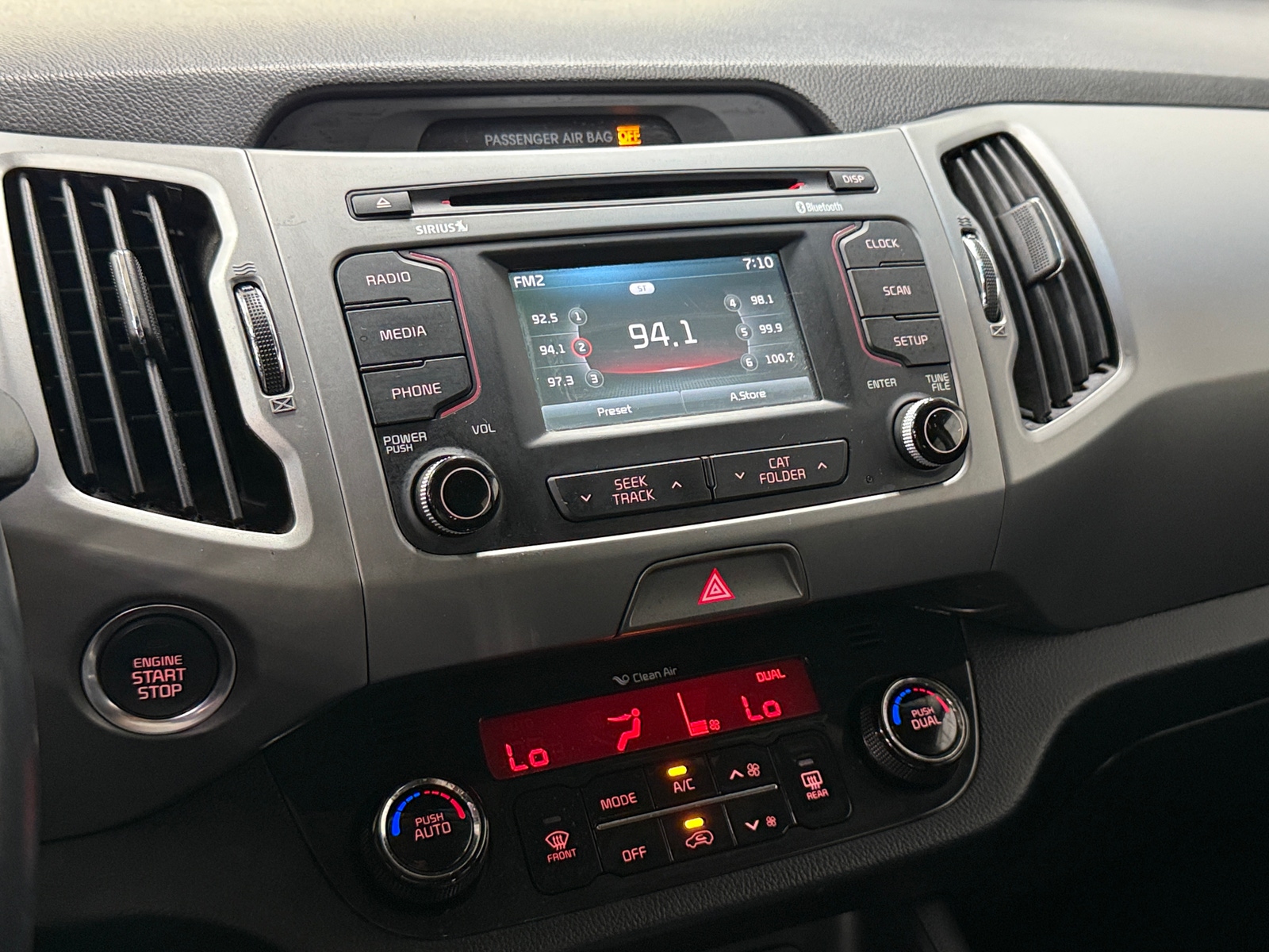 Thumbnail: 2016 Kia Sportage - 3