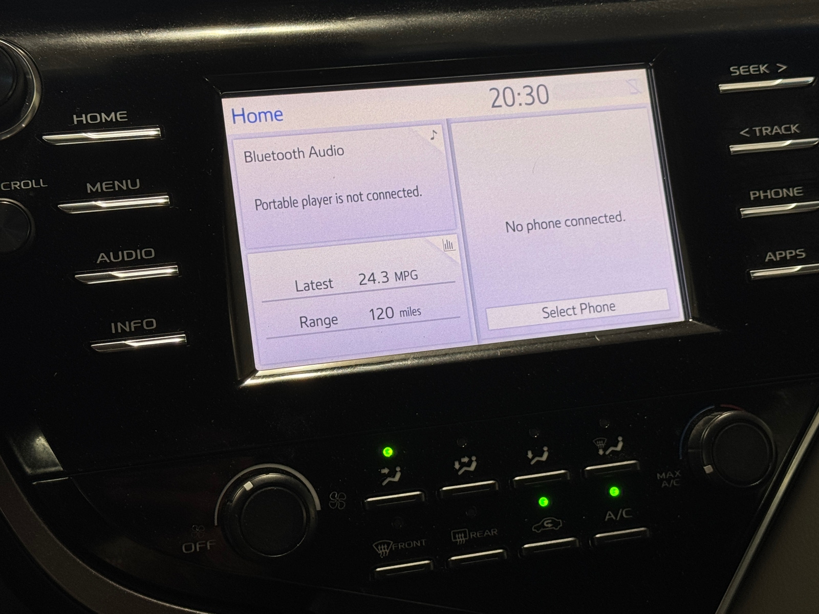 Thumbnail: 2018 Toyota Camry - 4