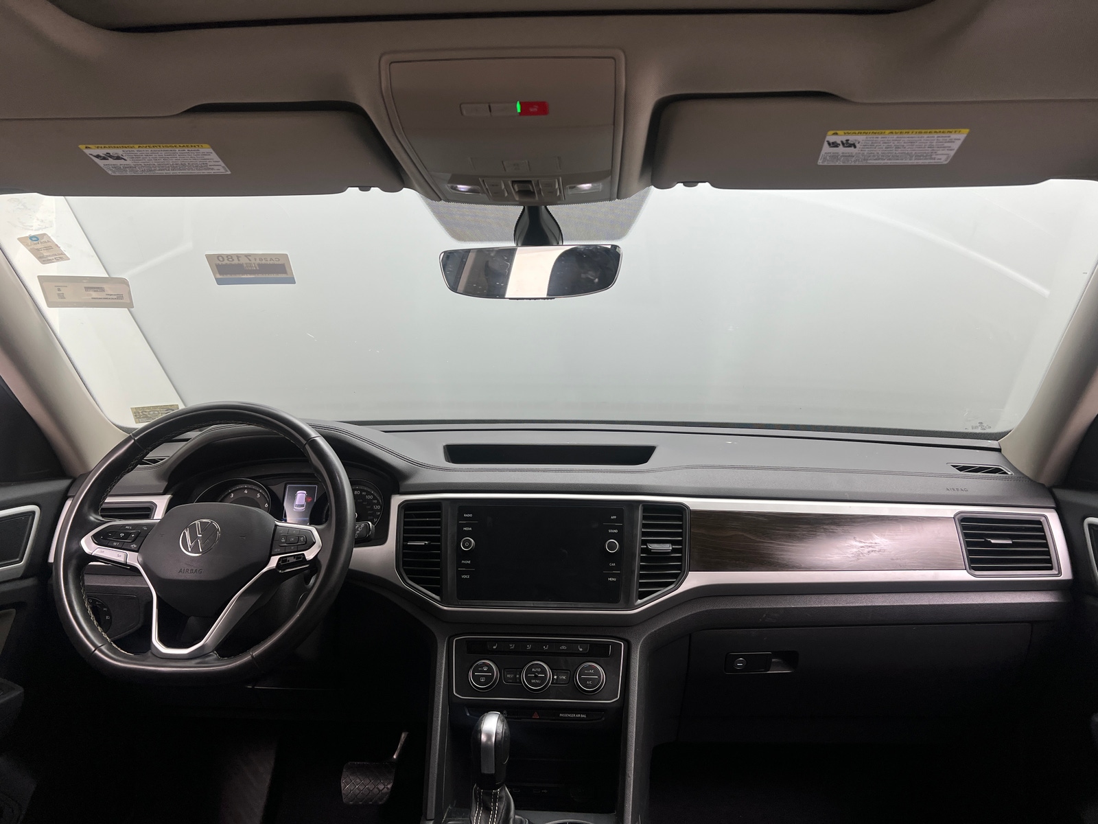Thumbnail: 2021 Volkswagen Atlas - 2