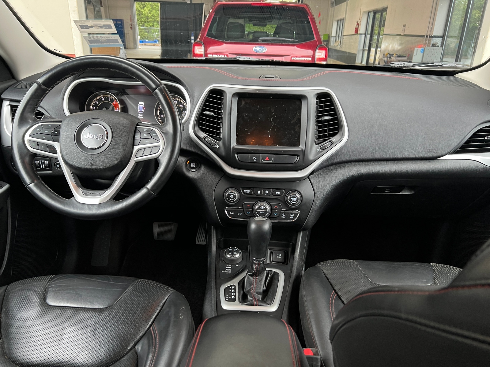 Thumbnail: 2018 Jeep Cherokee - 2