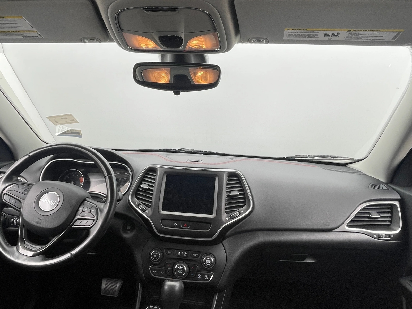 Thumbnail: 2020 Jeep Cherokee - 3