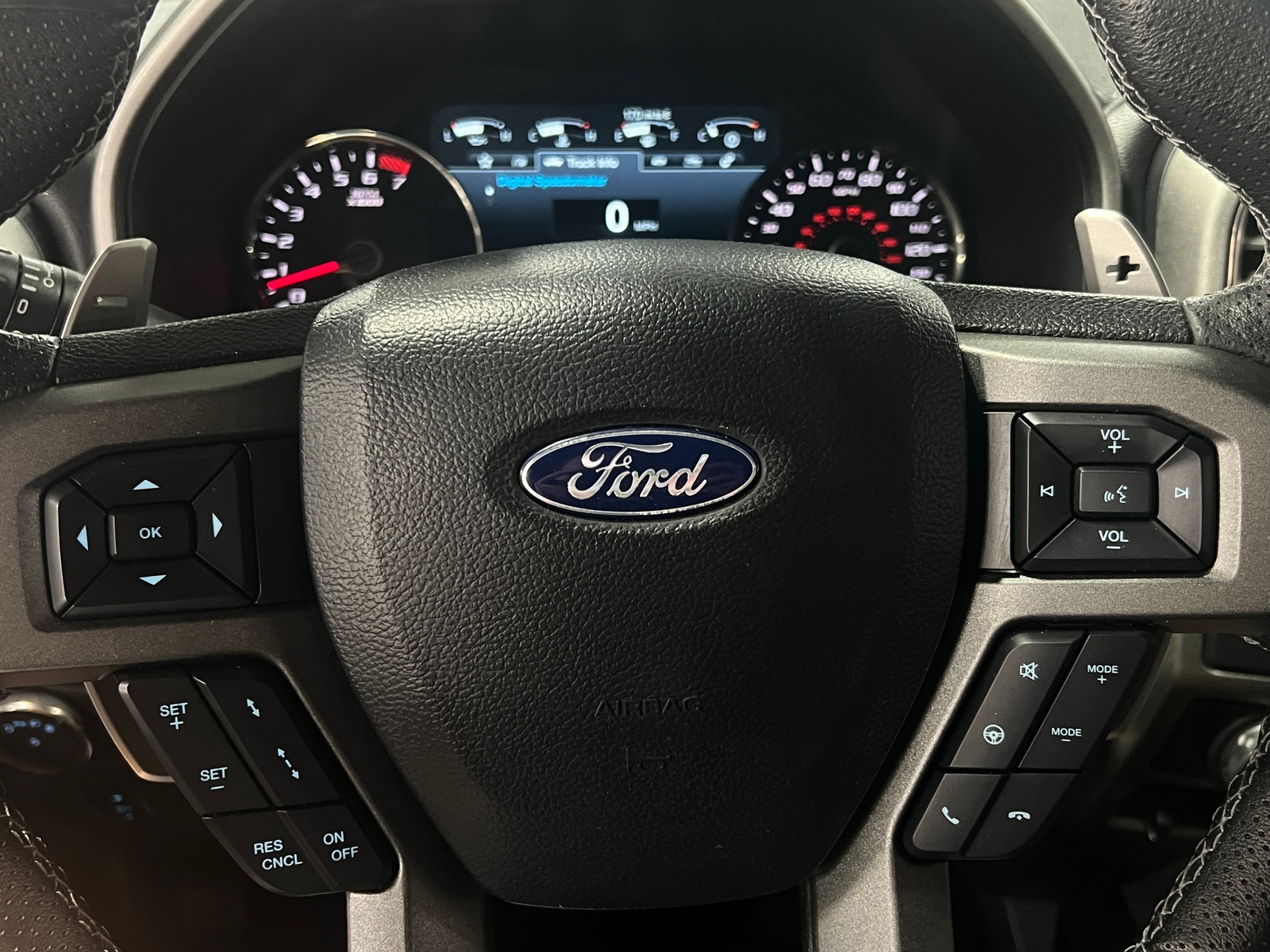 Thumbnail: 2018 Ford Econoline - 4