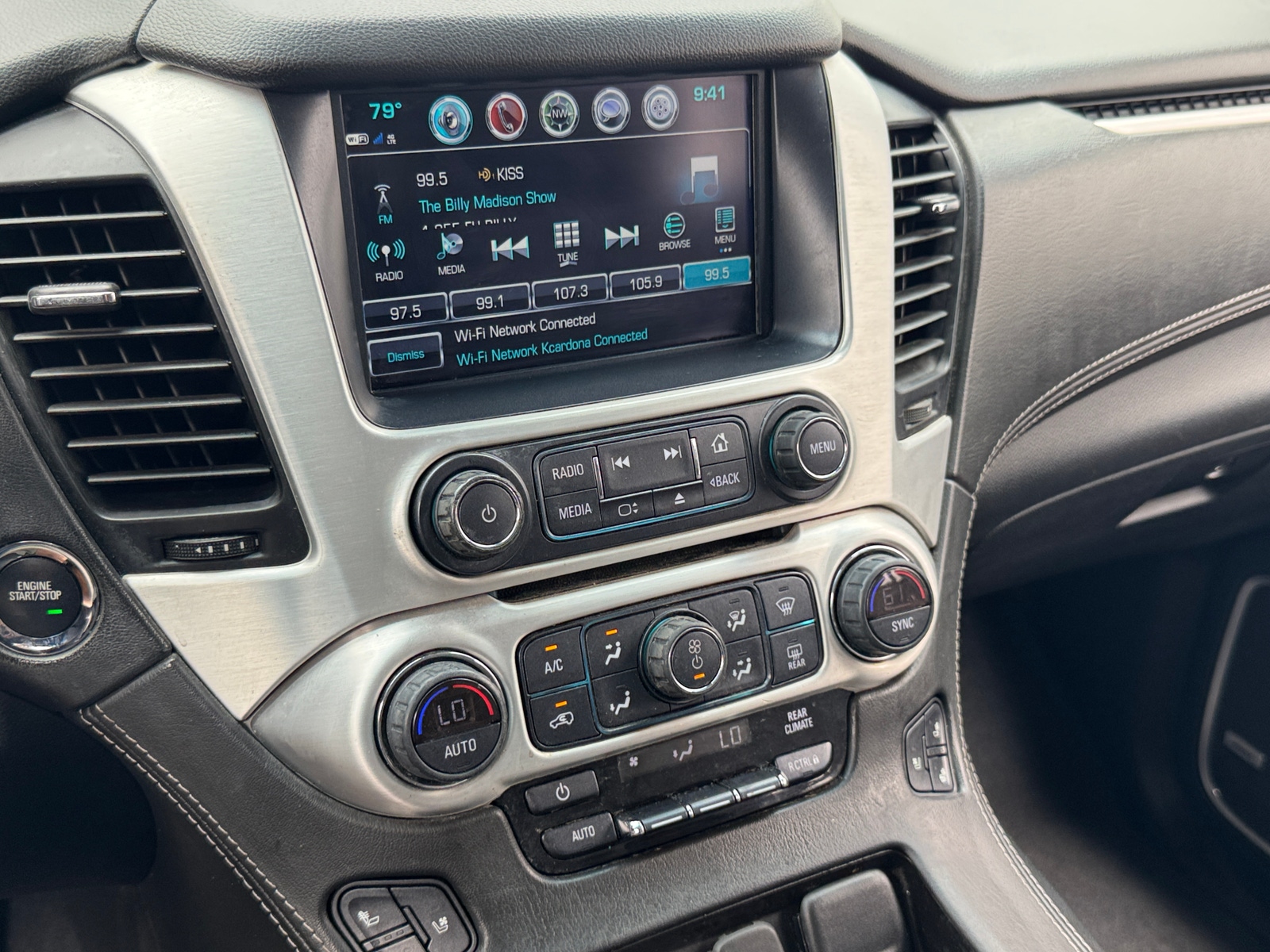 Thumbnail: 2019 GMC Yukon XL - 3