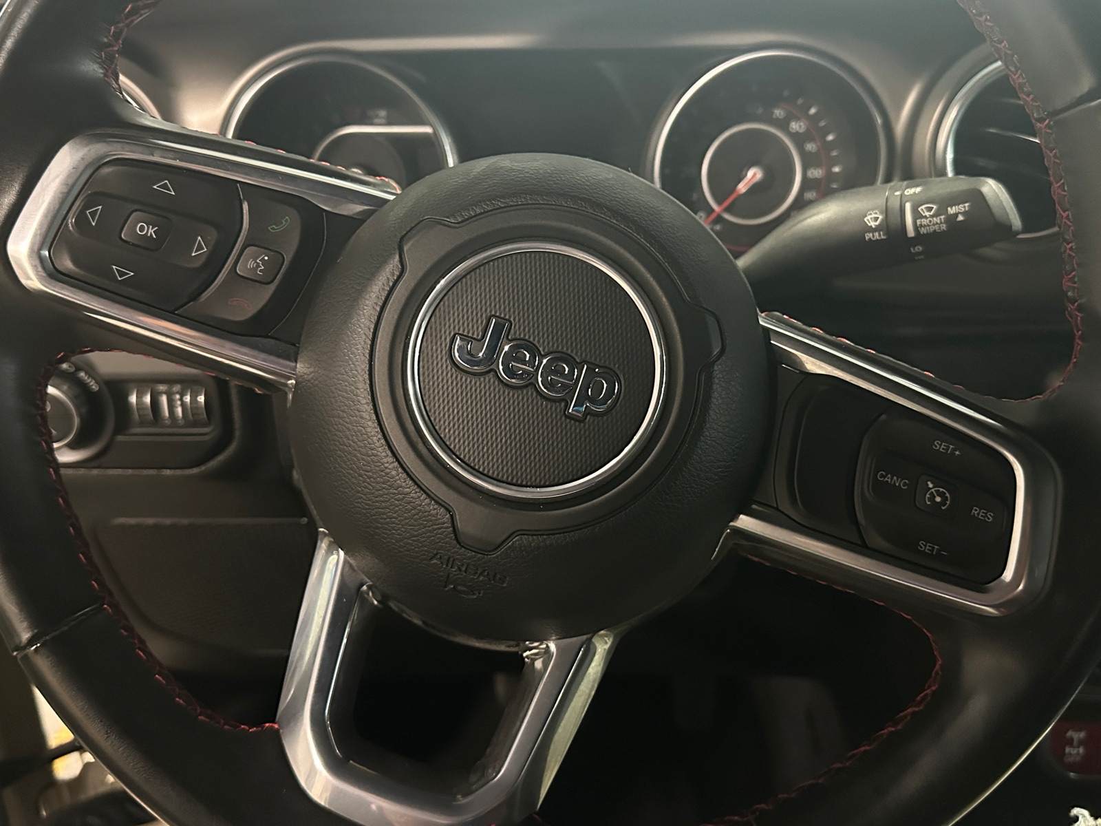 Thumbnail: 2022 Jeep Gladiator - 5