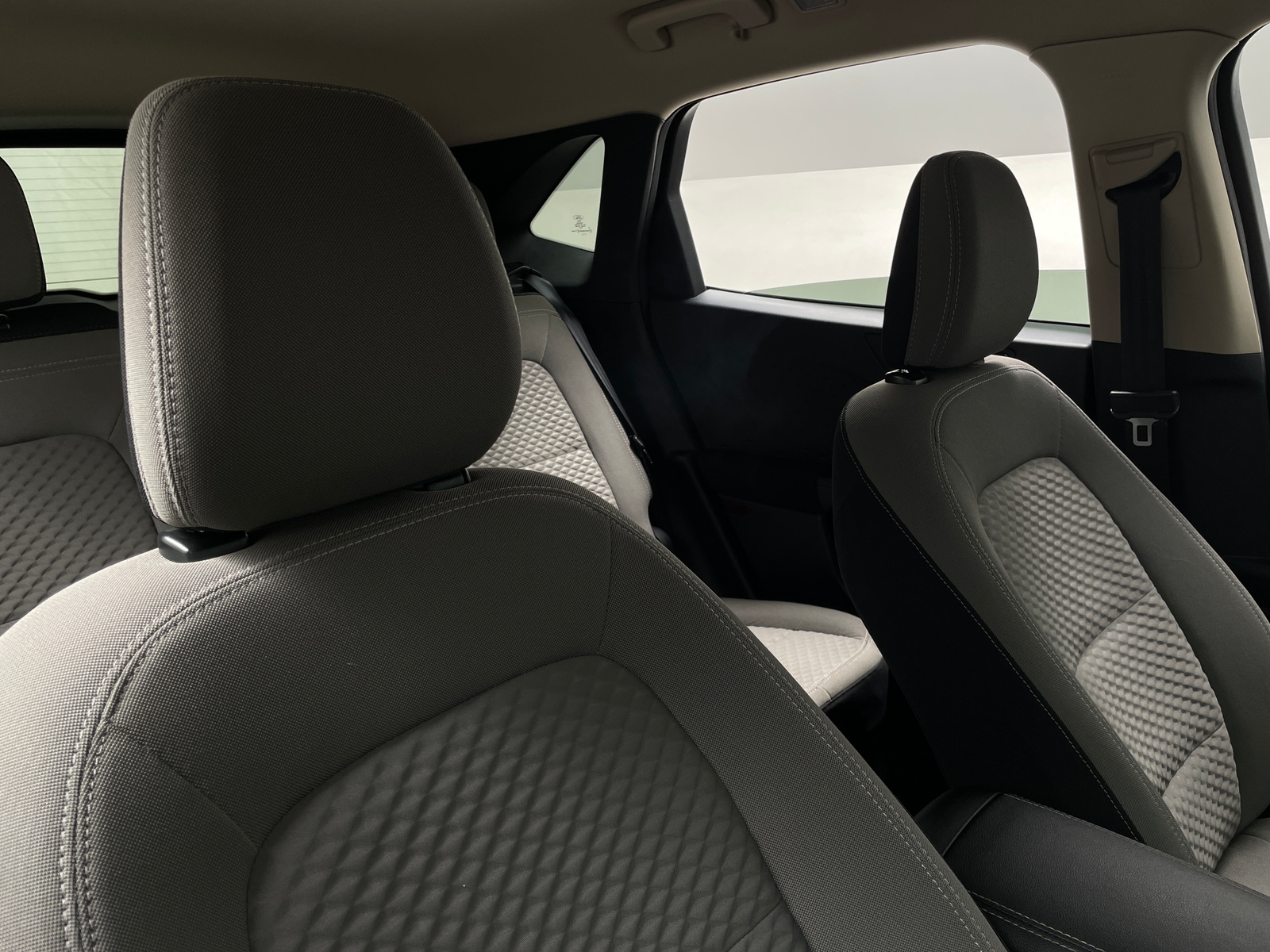 Thumbnail: 2020 Ford Escape - 2