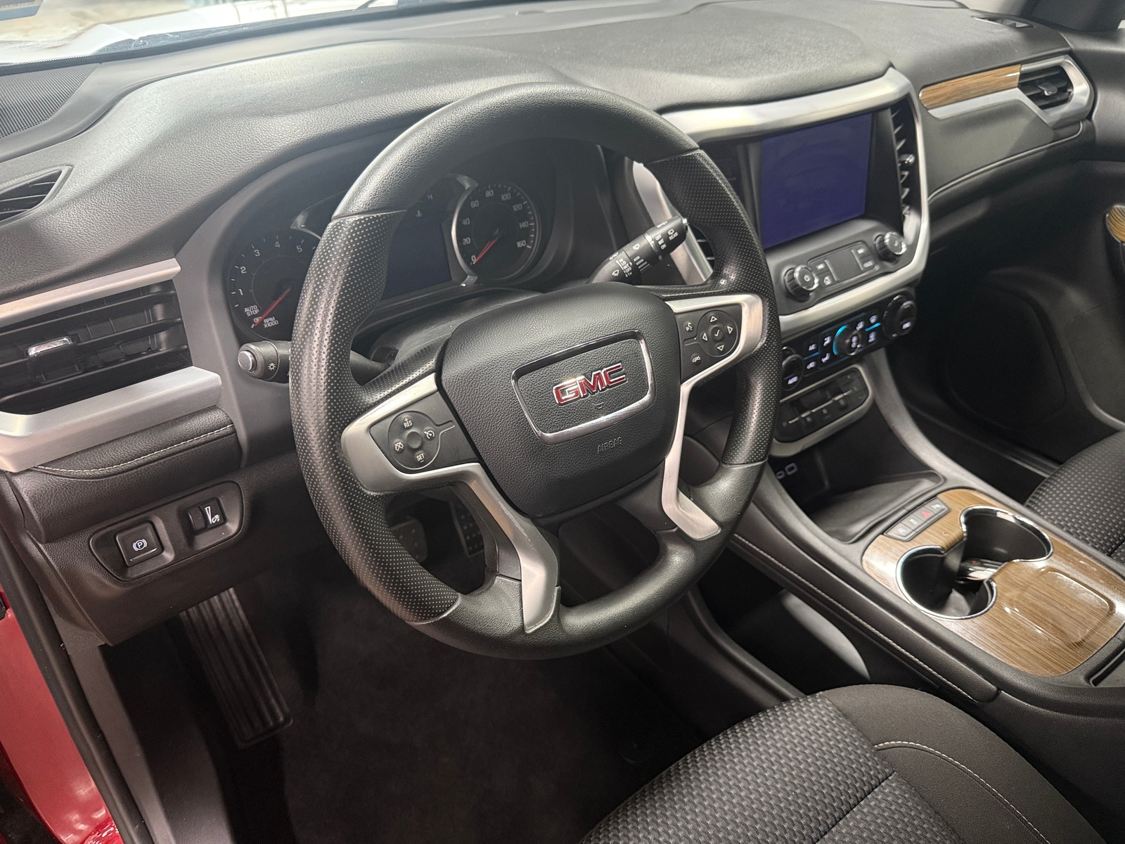 Thumbnail: 2021 GMC Acadia - 3