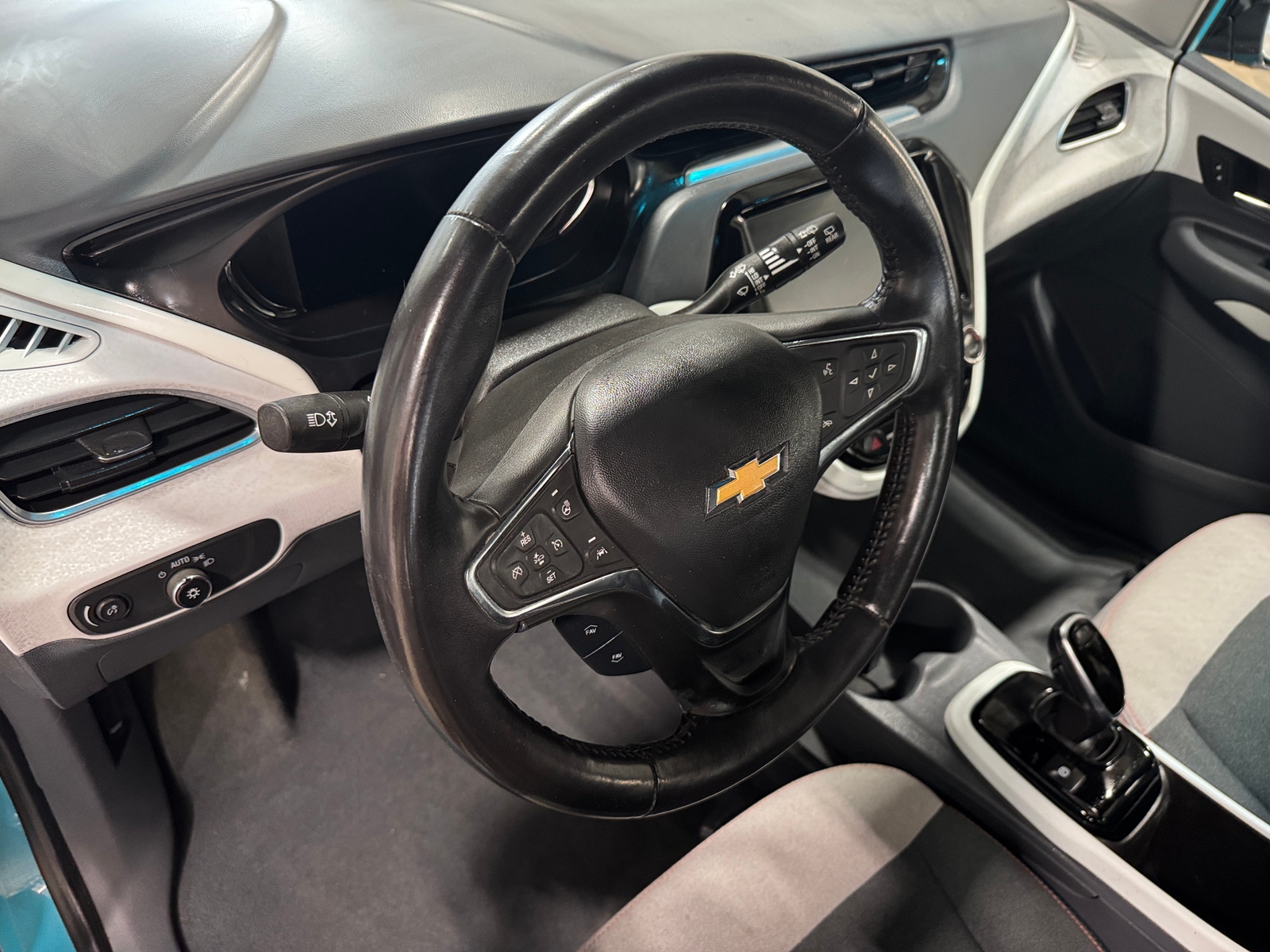 Thumbnail: 2021 Chevrolet Bolt EV - 3