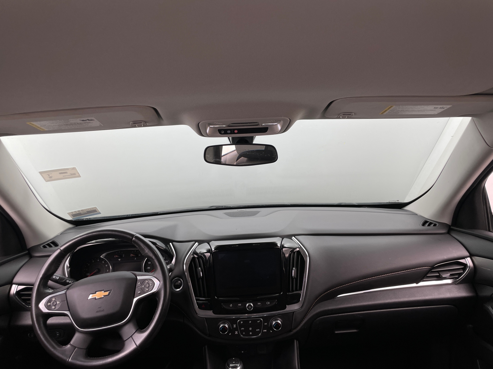 Thumbnail: 2018 Chevrolet Traverse - 3