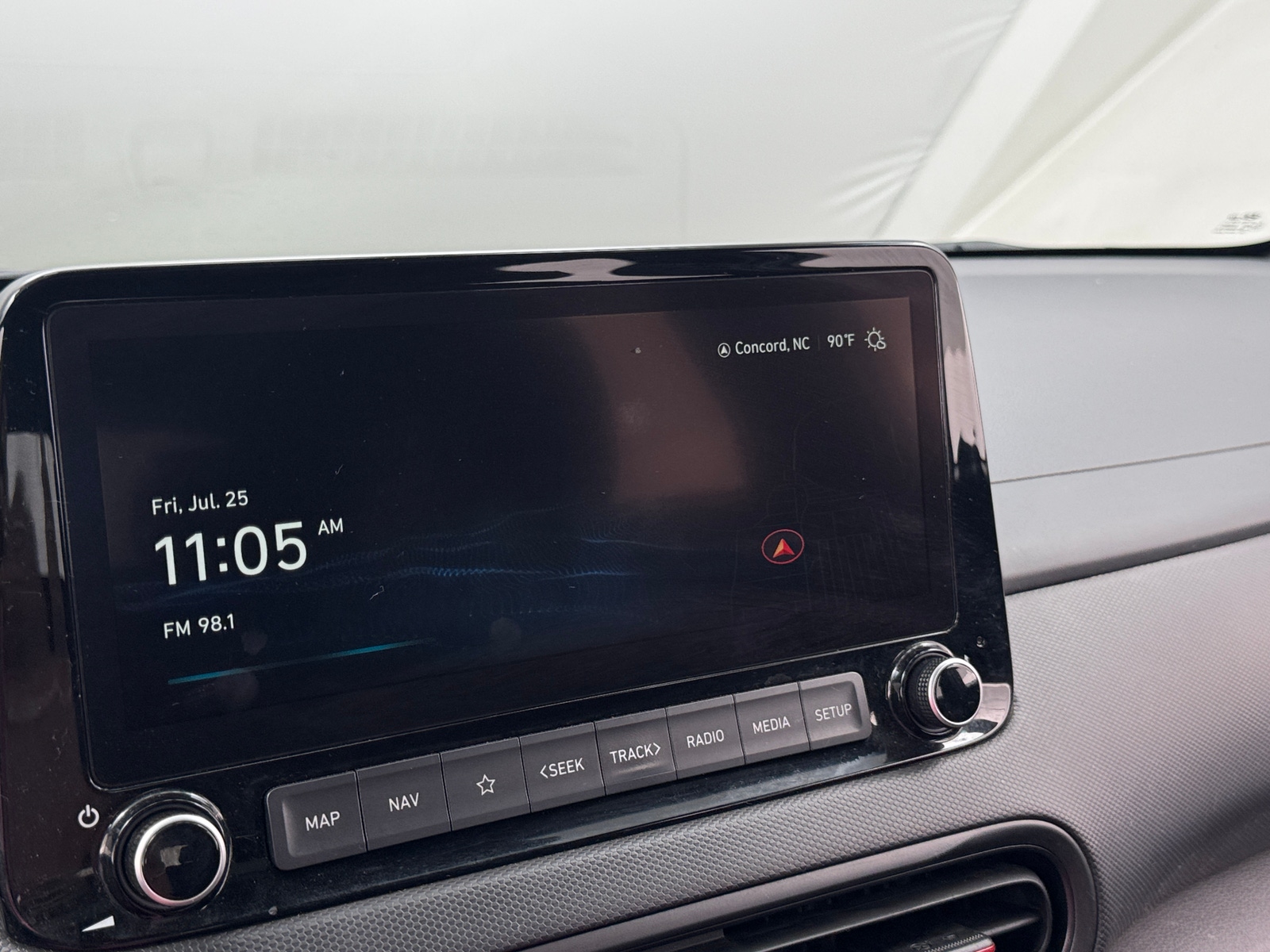 Thumbnail: 2023 Hyundai Kona - 4
