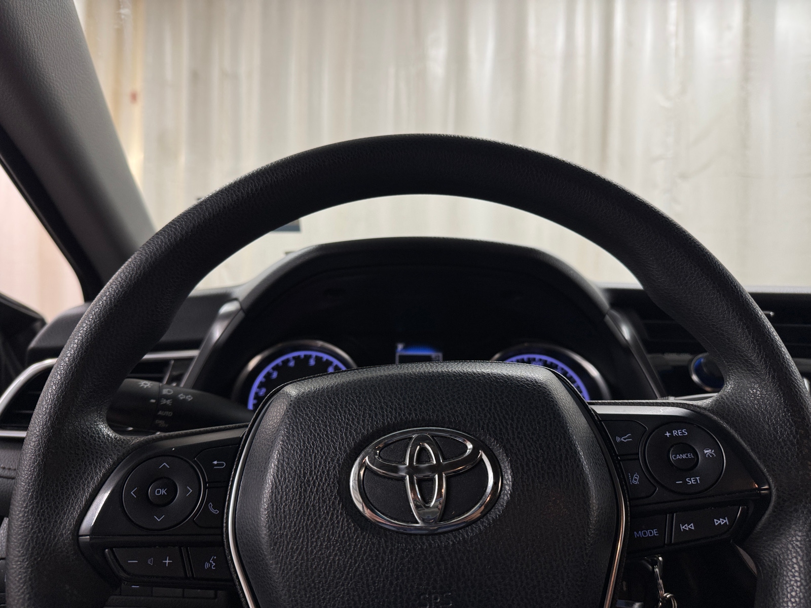 Thumbnail: 2018 Toyota Camry - 5