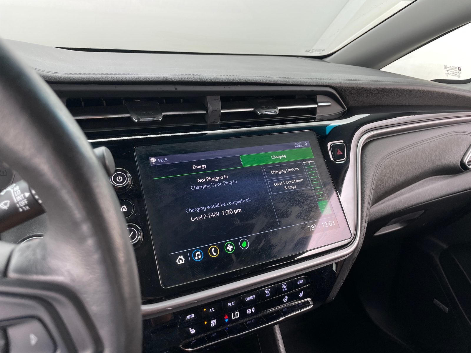 Thumbnail: 2022 Chevrolet Bolt EV - 3