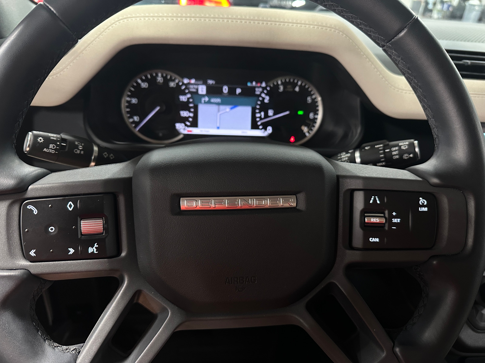 Thumbnail: 2023 Land Rover Defender - 4