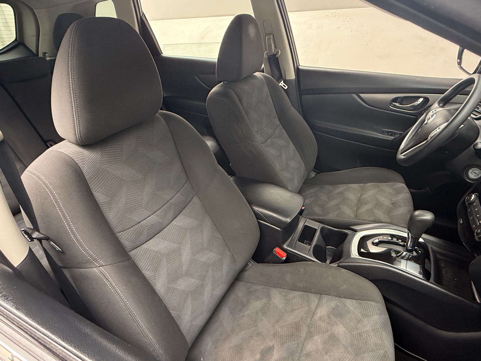 Thumbnail: 2016 Nissan Rogue - 2