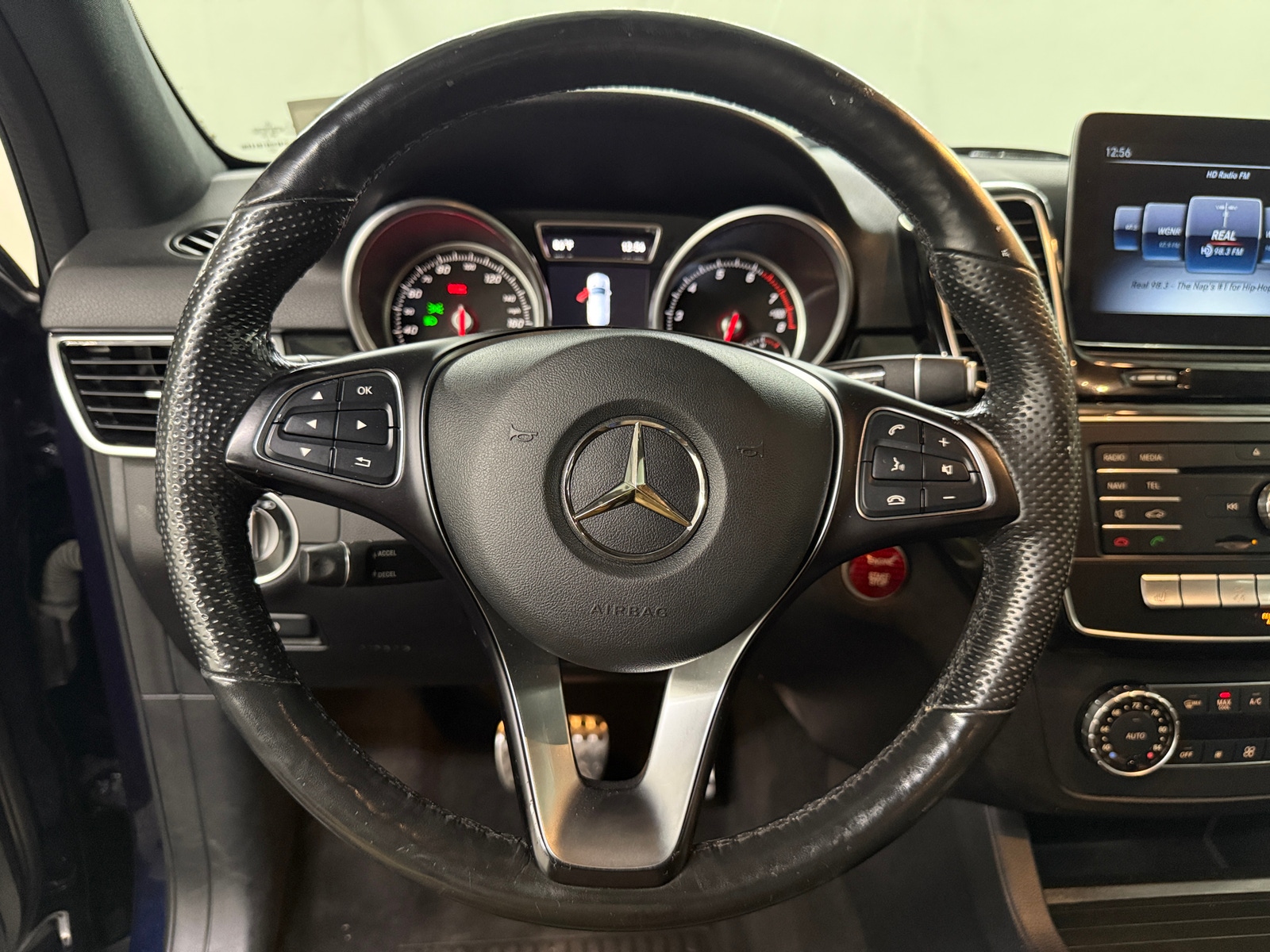 Thumbnail: 2018 Mercedes-Benz GLE - 4