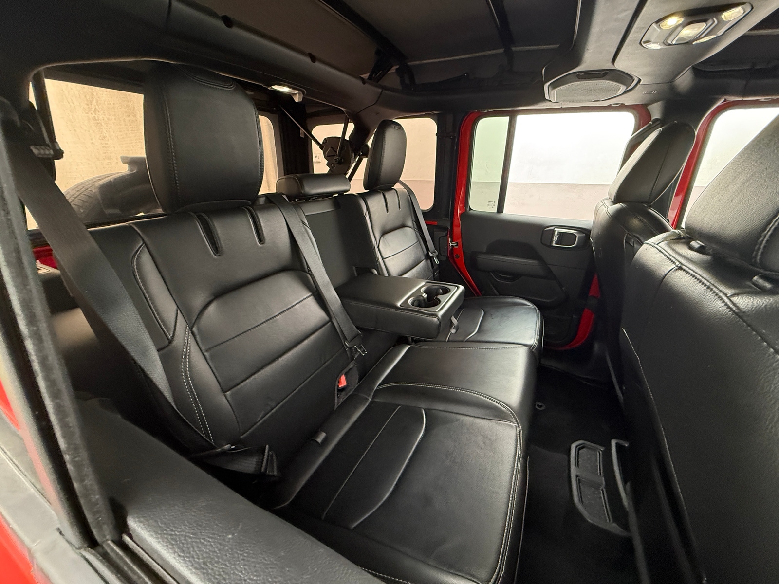 Thumbnail: 2022 Jeep Wrangler - 5