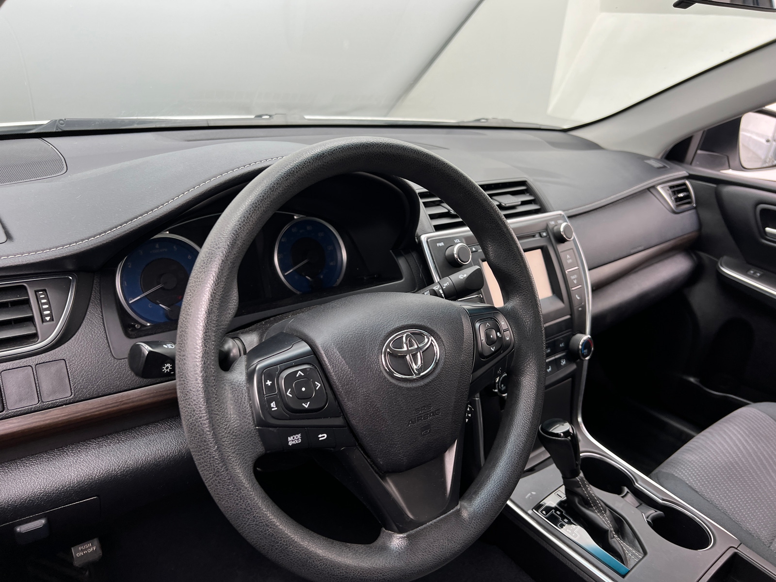 Thumbnail: 2017 Toyota Camry - 5