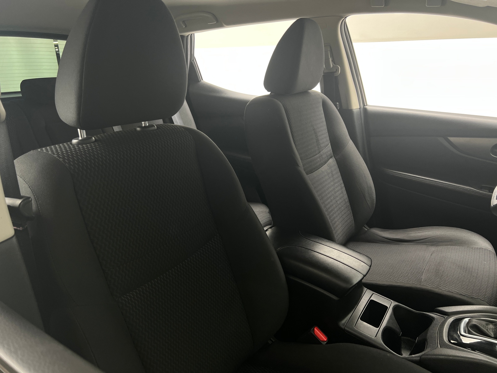 Thumbnail: 2018 Nissan Rogue Sport - 2