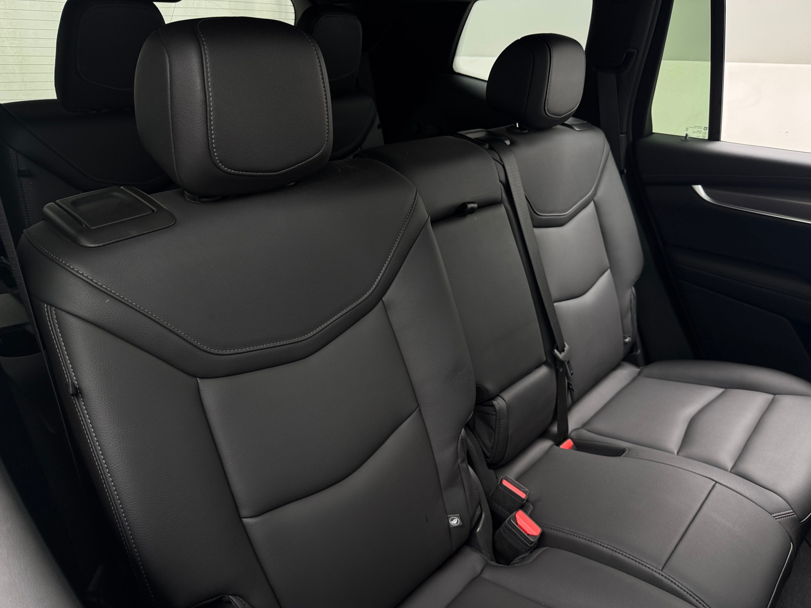 Thumbnail: 2023 Cadillac XT6 - 5