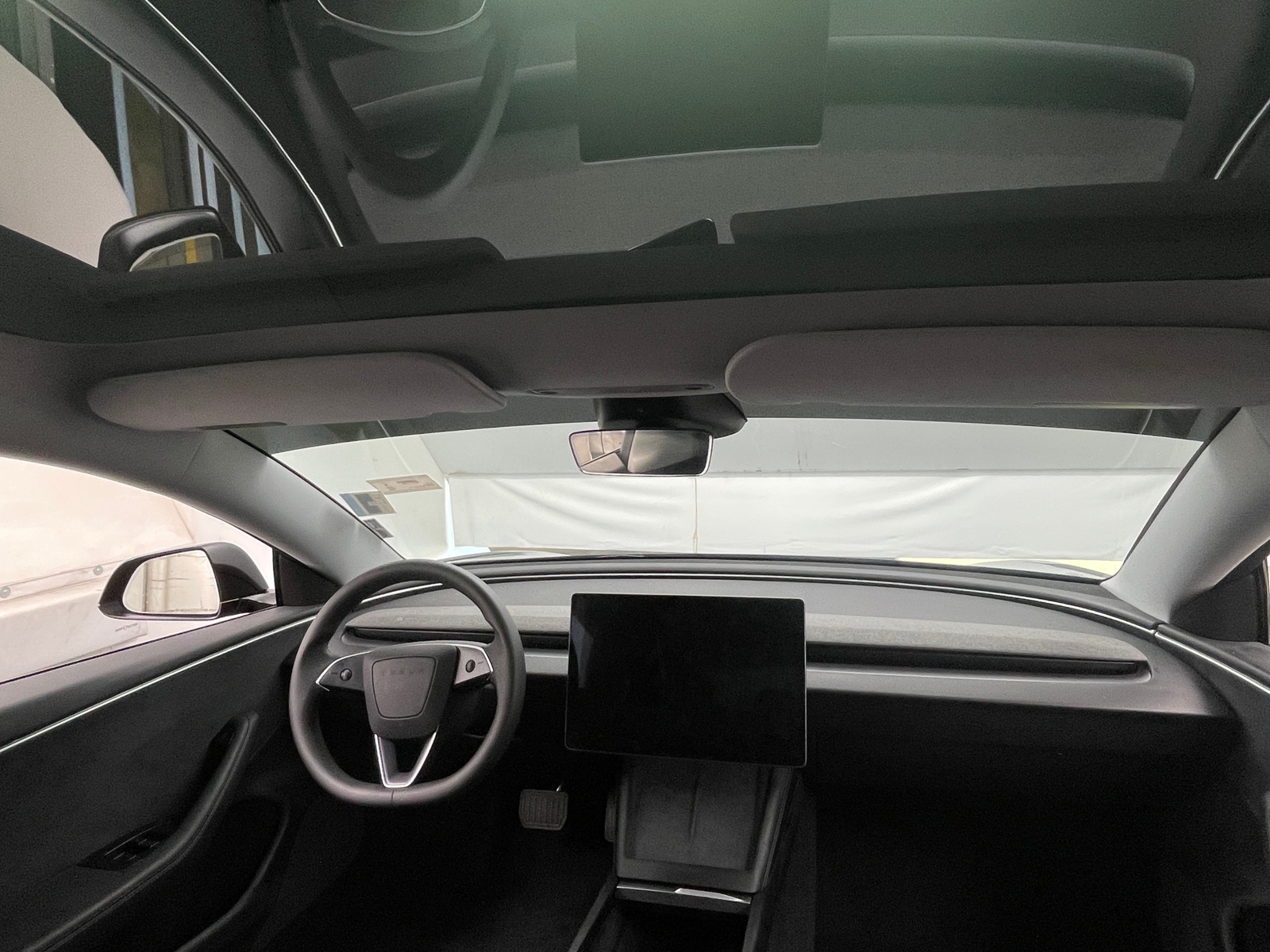 Thumbnail: 2025 Tesla Model 3 - 2