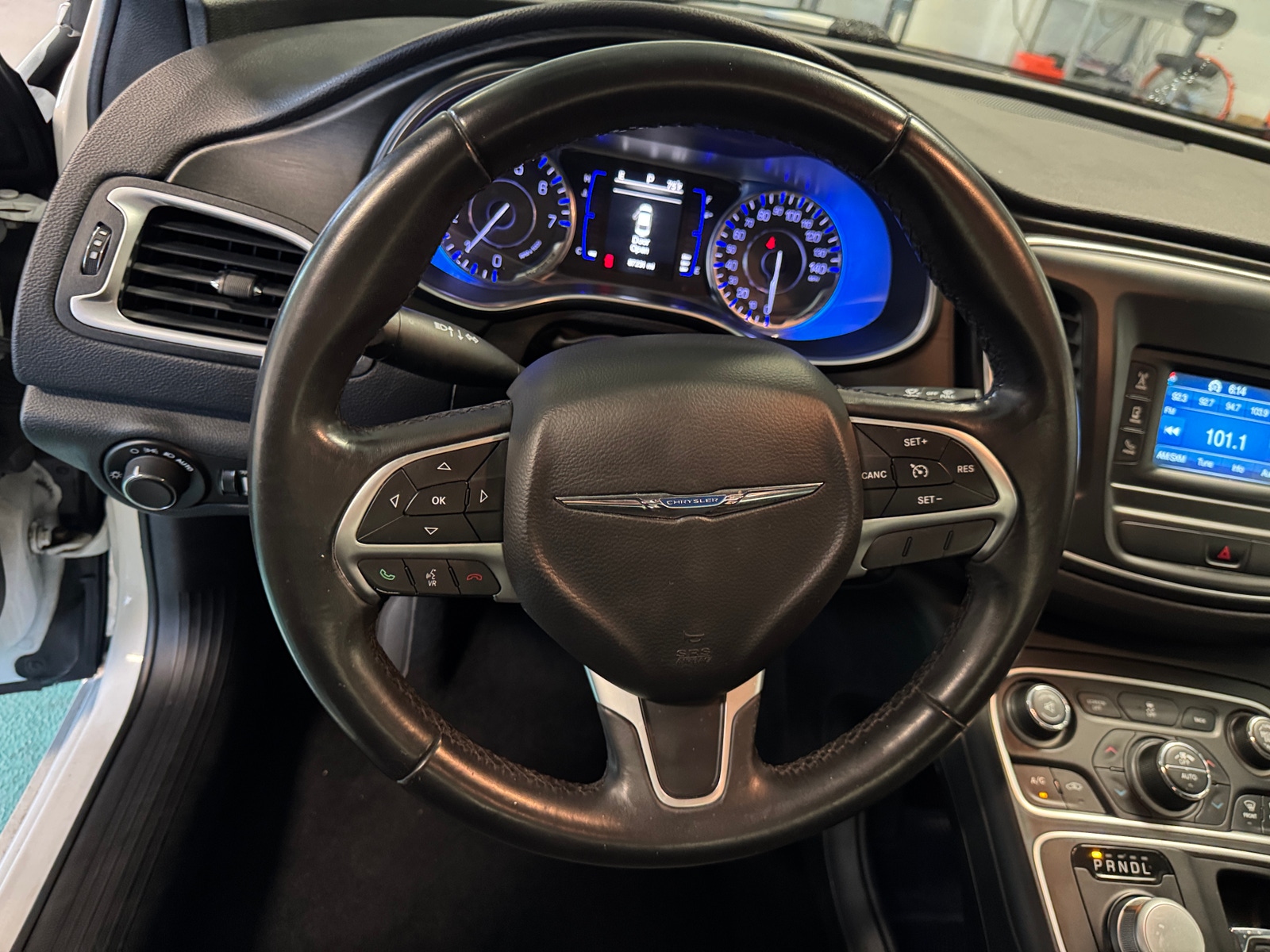 Thumbnail: 2015 Chrysler 200 - 5