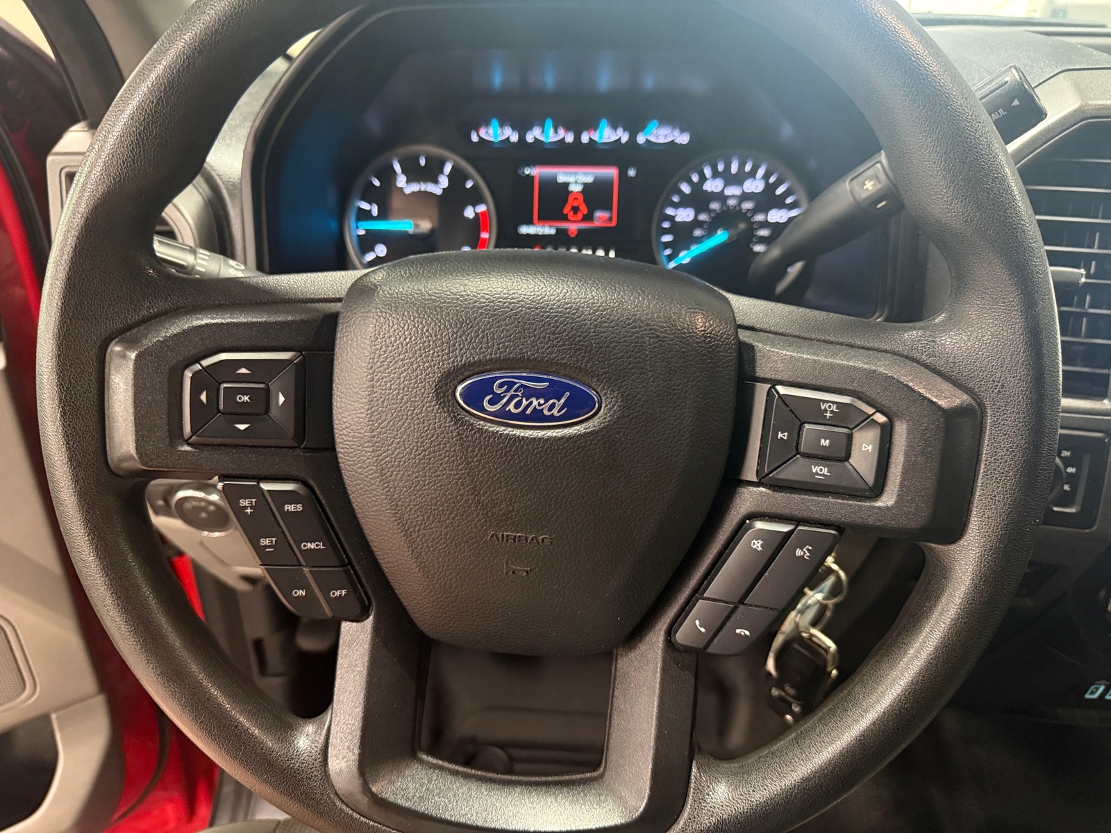 Thumbnail: 2019 Ford Econoline - 5
