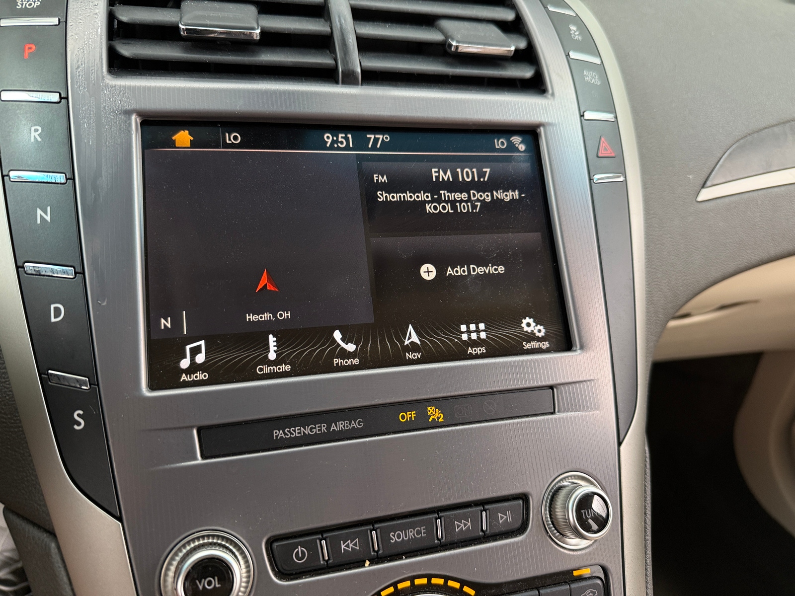 Thumbnail: 2019 Lincoln MKZ - 3