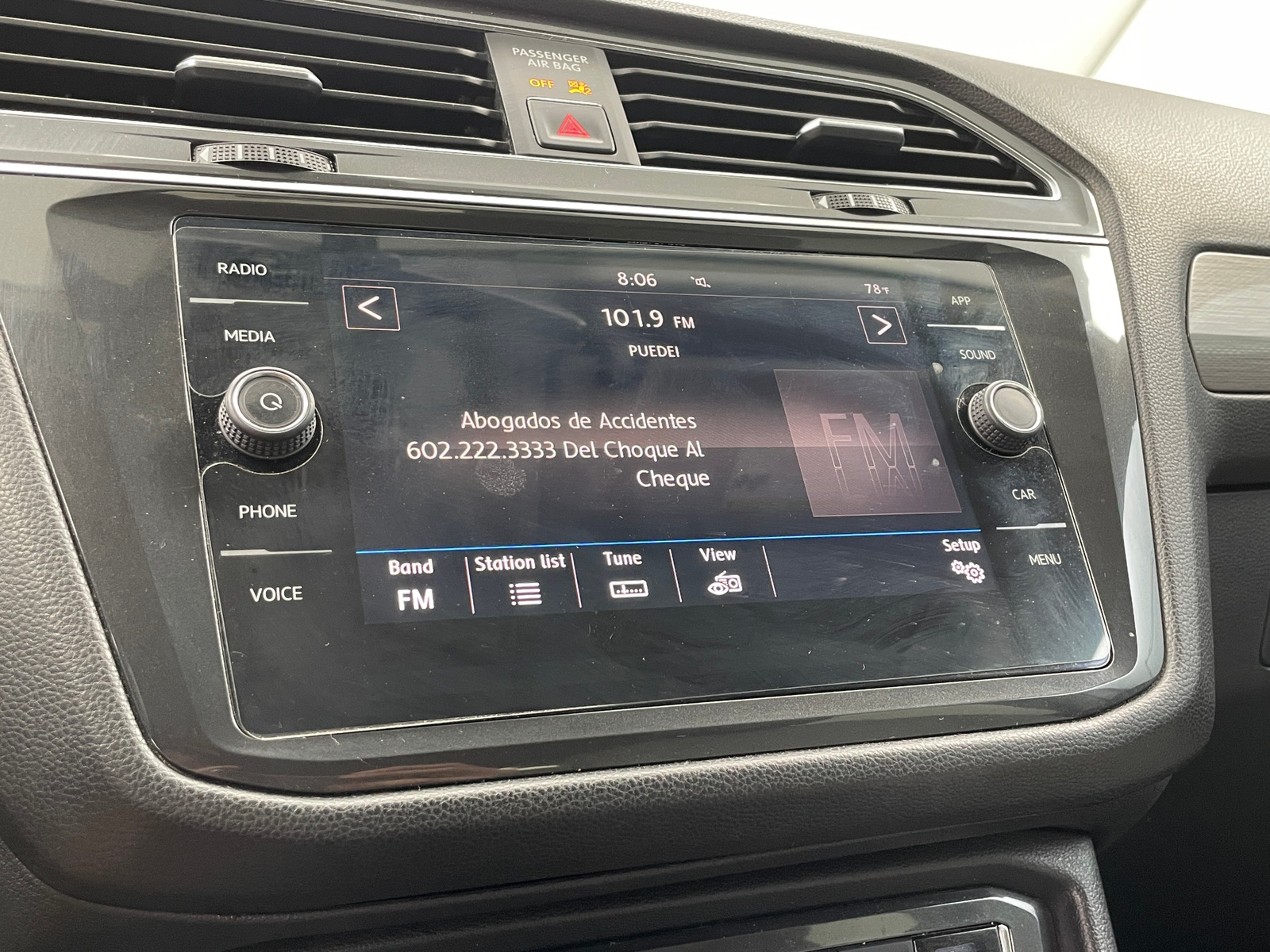 Thumbnail: 2018 Volkswagen Tiguan - 3