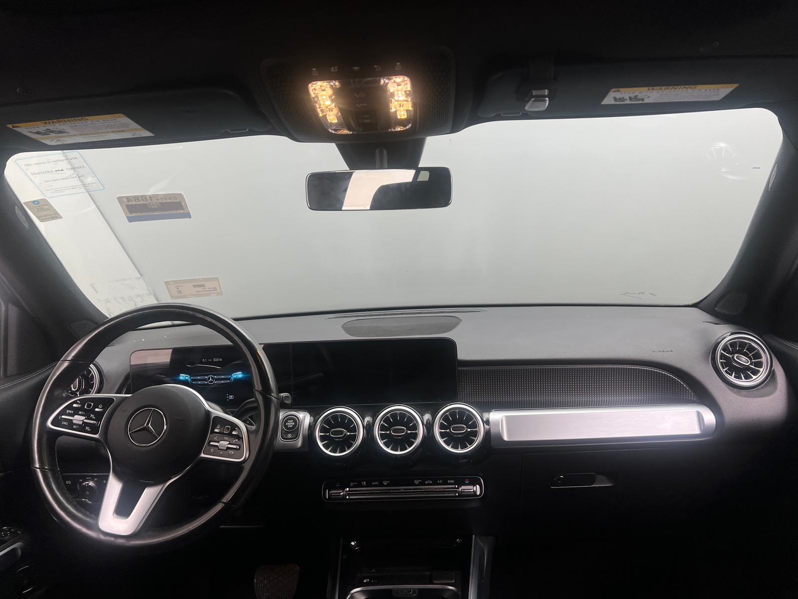 Thumbnail: 2022 Mercedes-Benz GLB - 2