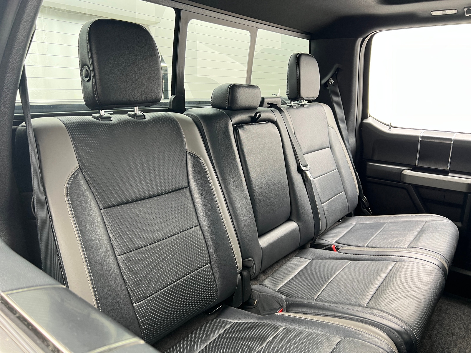 Thumbnail: 2018 Ford Econoline - 5