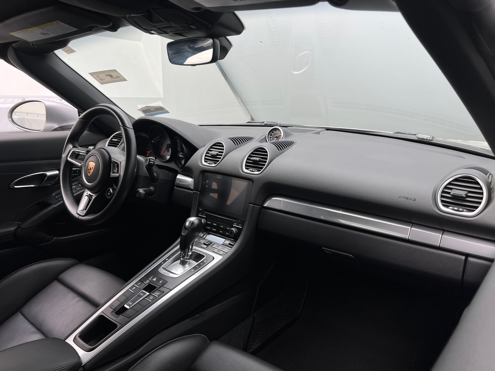 Thumbnail: 2018 Porsche 718 Boxster - 2