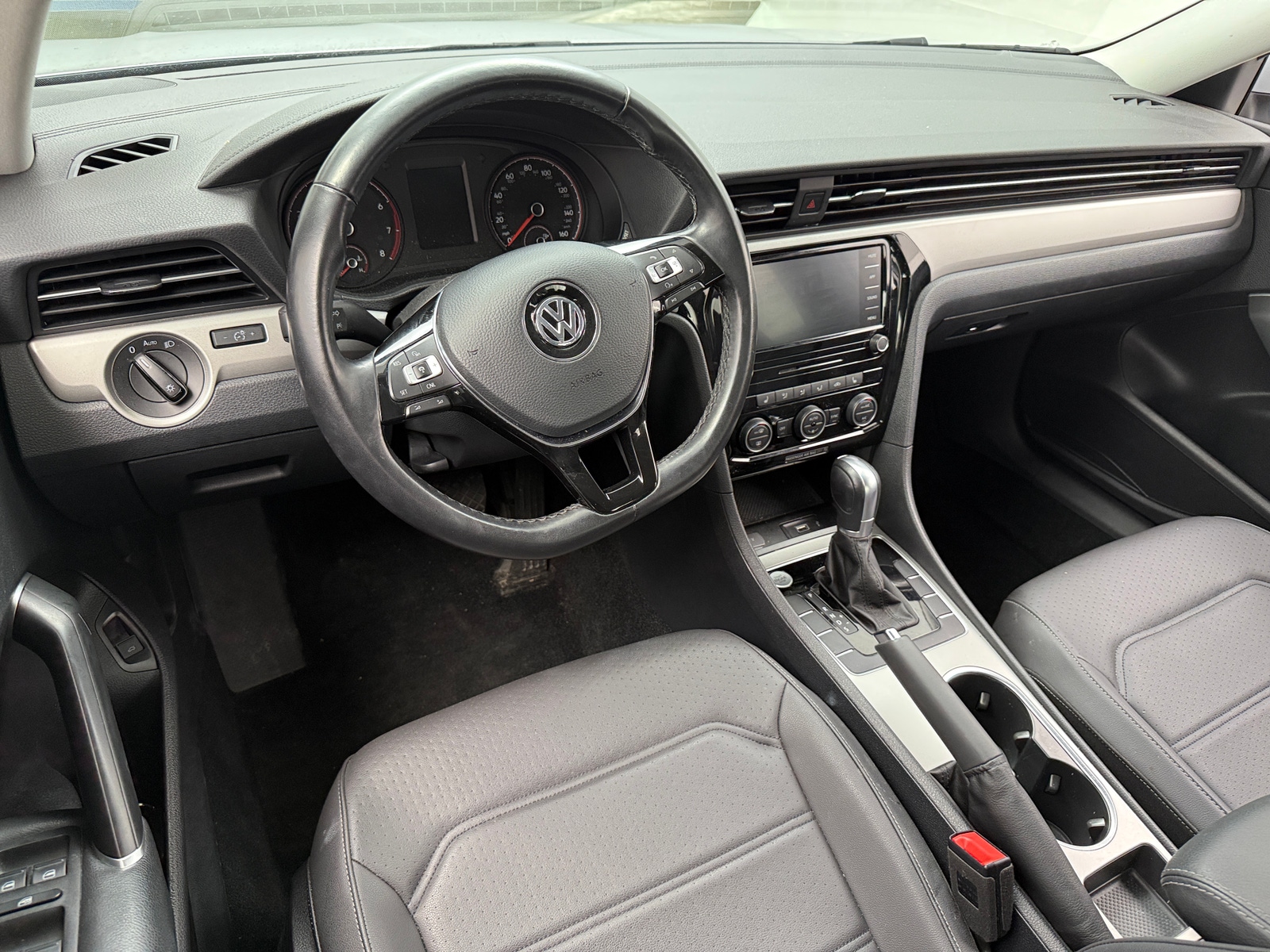Thumbnail: 2020 Volkswagen Passat - 2