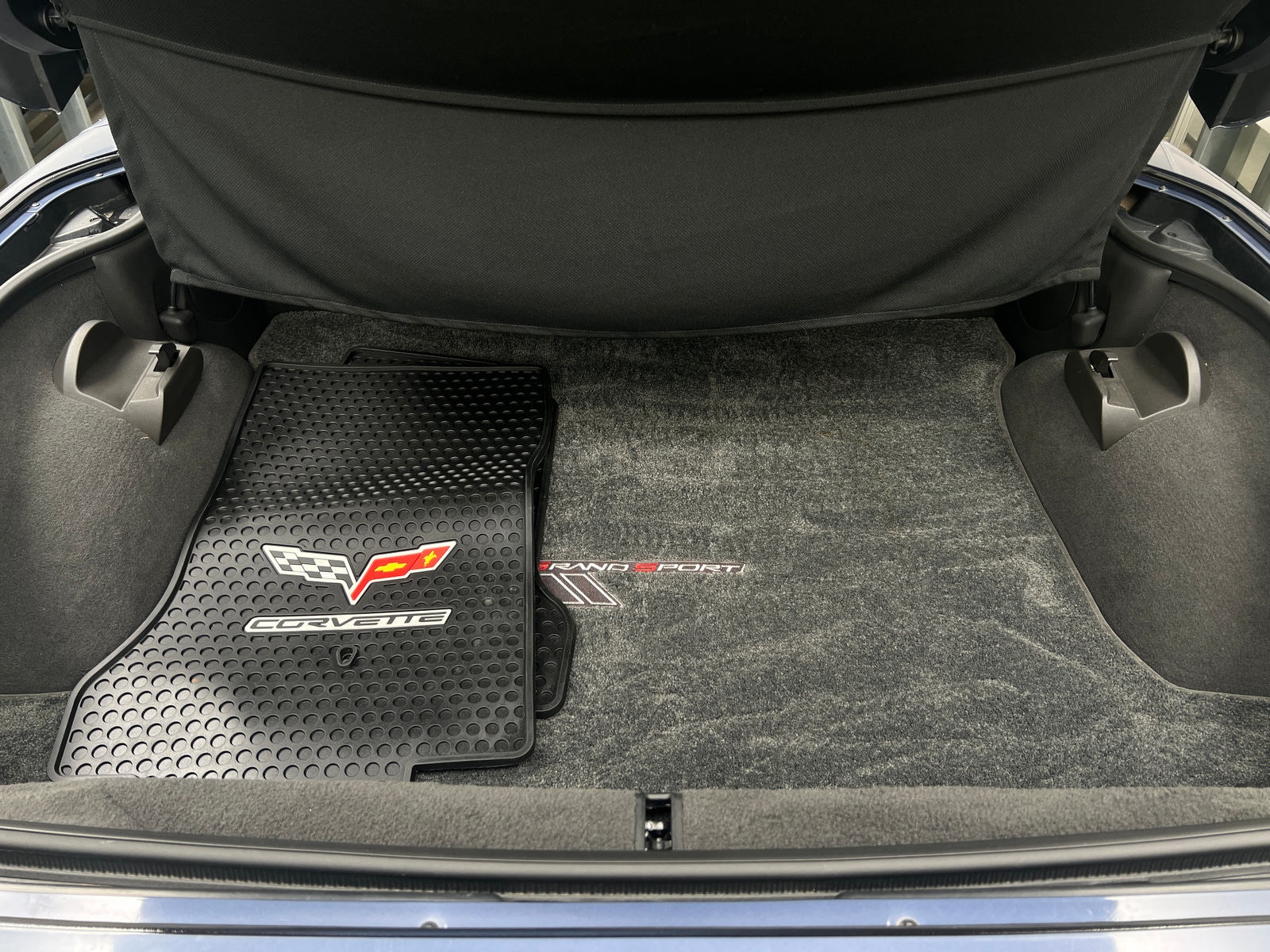 Thumbnail: 2012 Chevrolet Corvette - 4