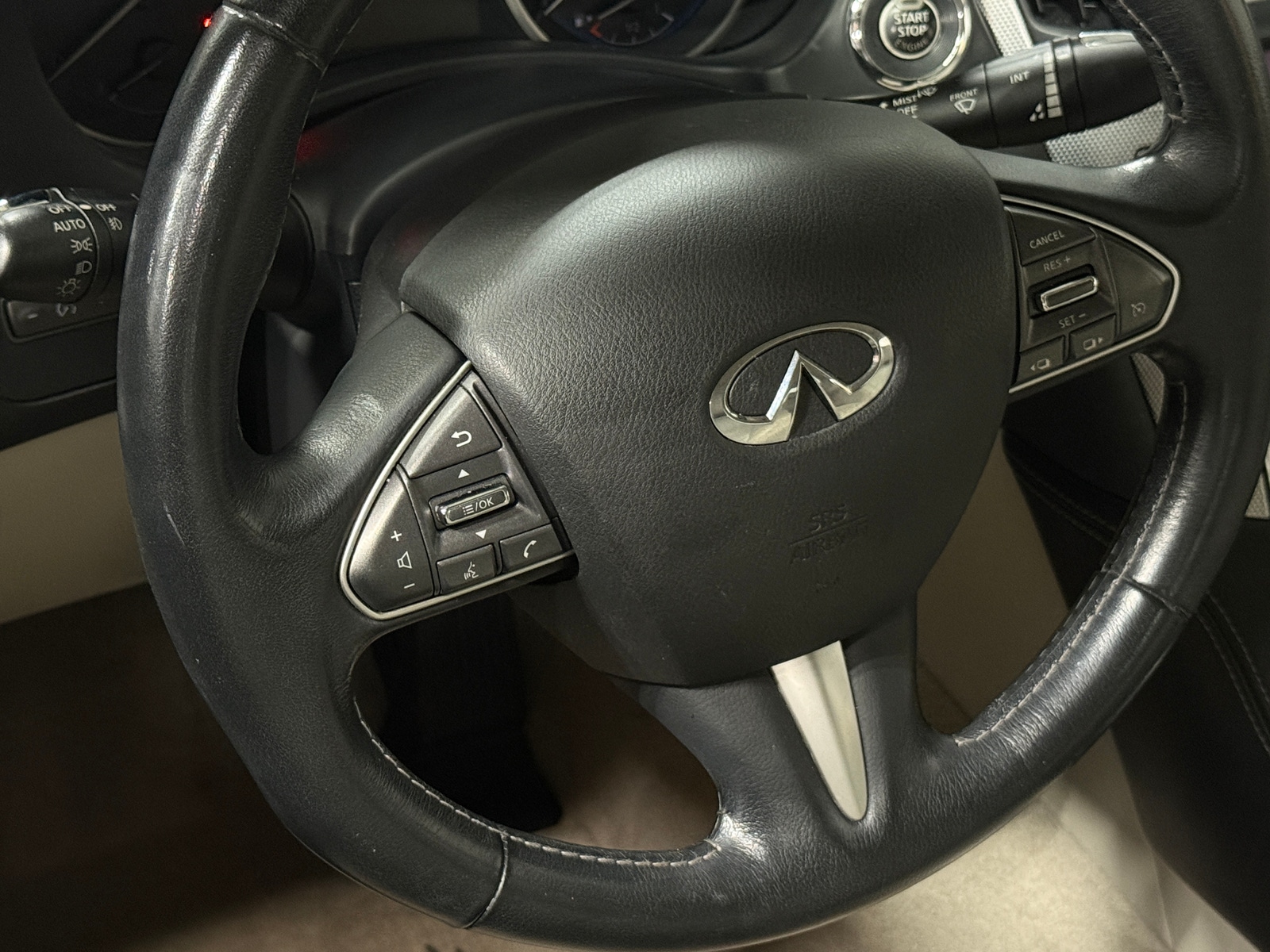 Thumbnail: 2014 INFINITI Q50 - 5