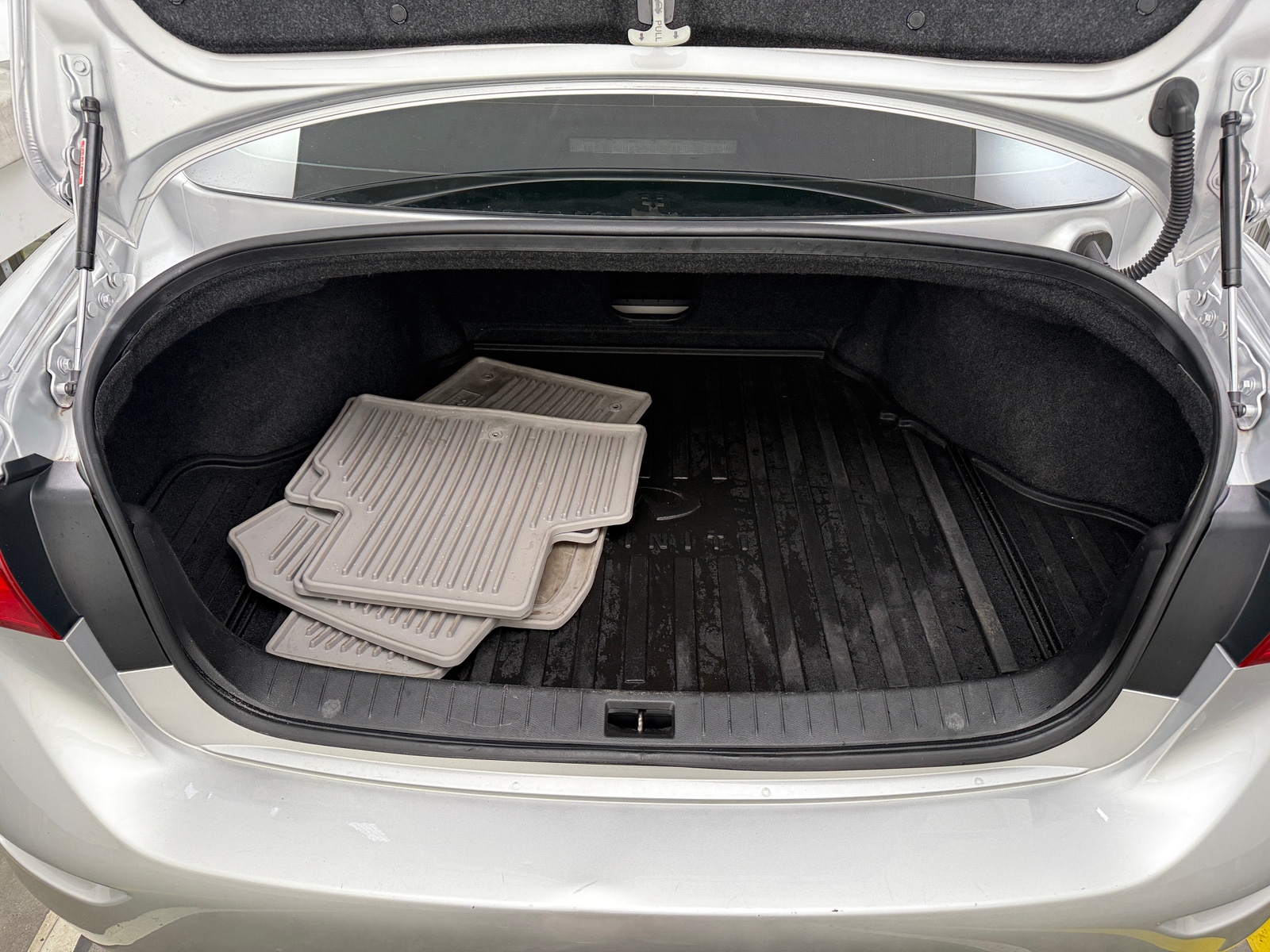 Thumbnail: 2014 INFINITI Q50 - 7