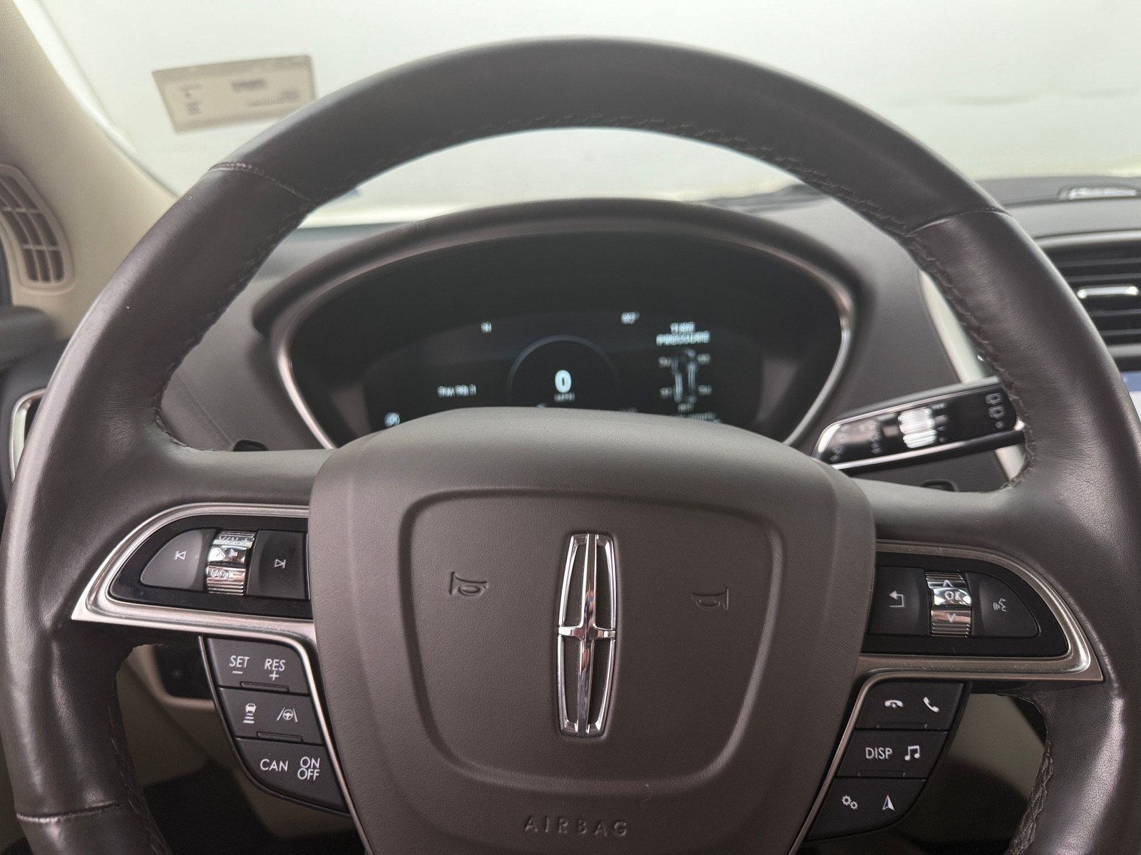 Thumbnail: 2020 Lincoln Nautilus - 4