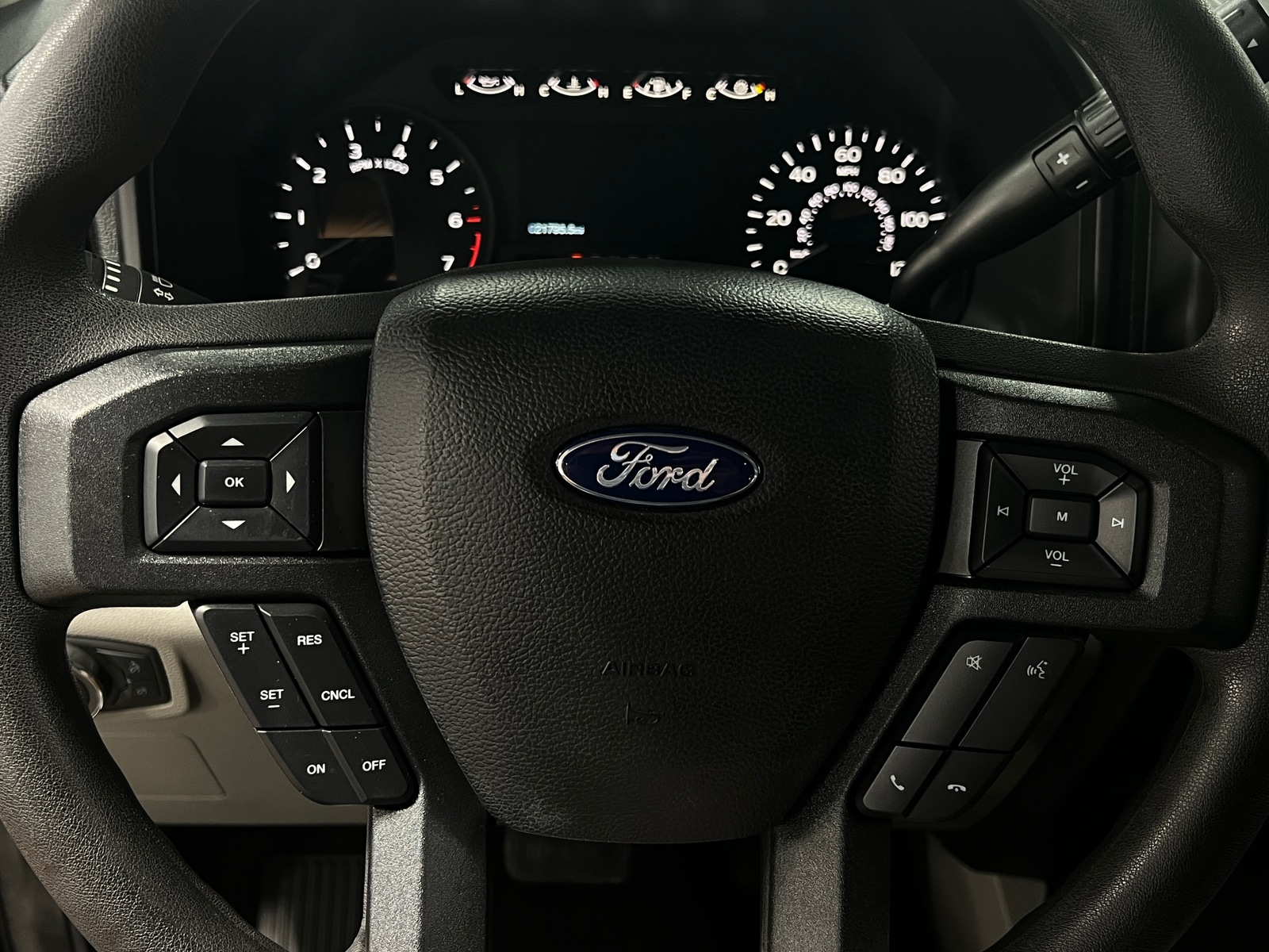 Thumbnail: 2020 Ford Econoline - 5