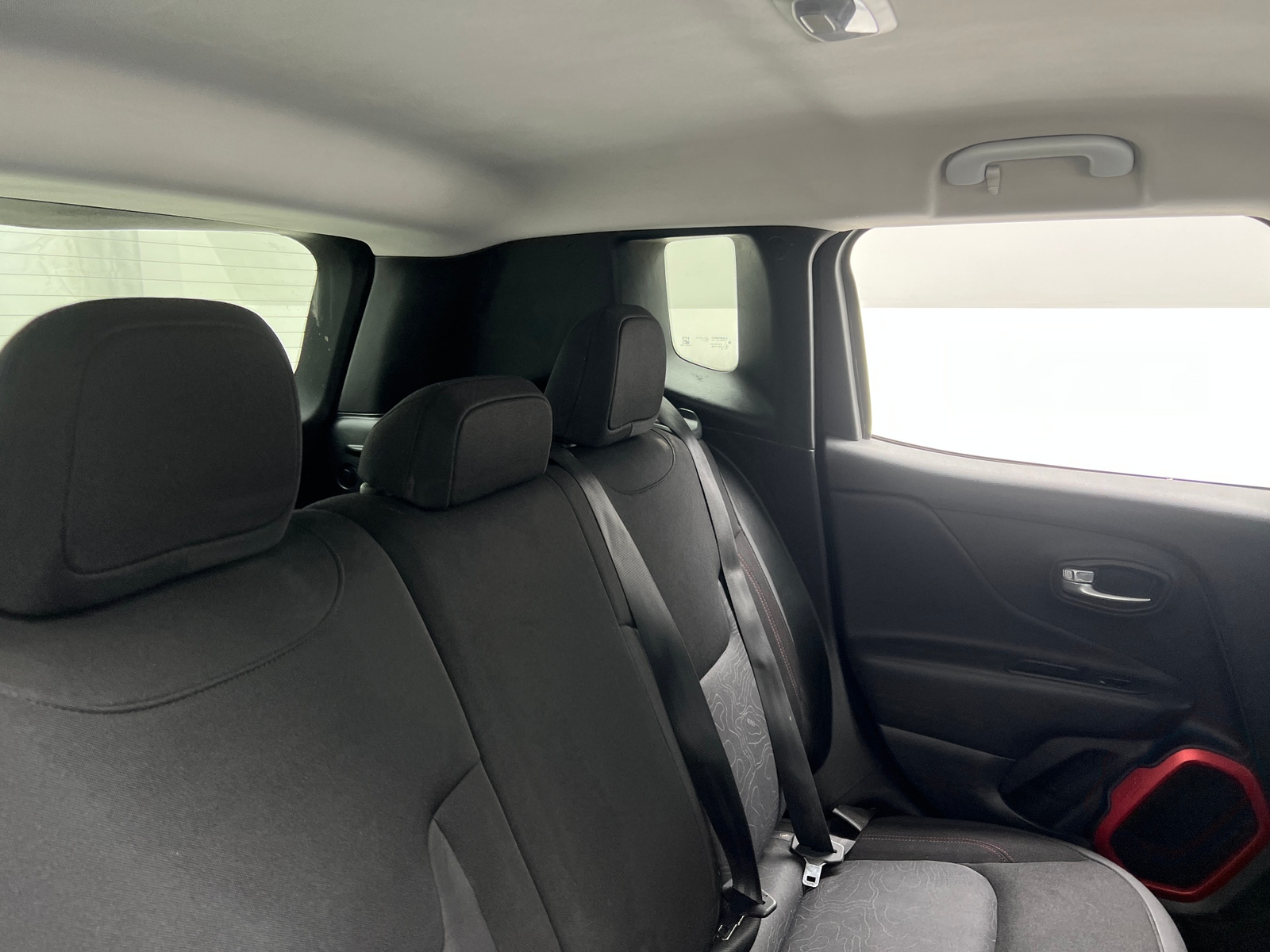 Thumbnail: 2018 Jeep Renegade - 6