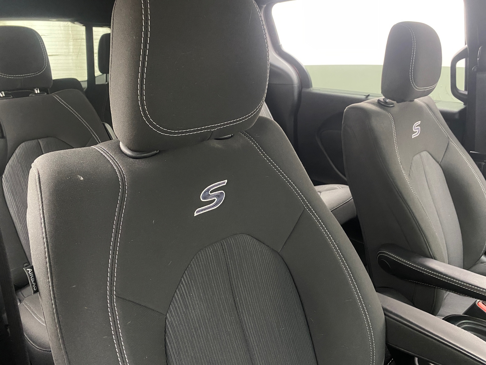 Thumbnail: 2019 Chrysler Pacifica - 2
