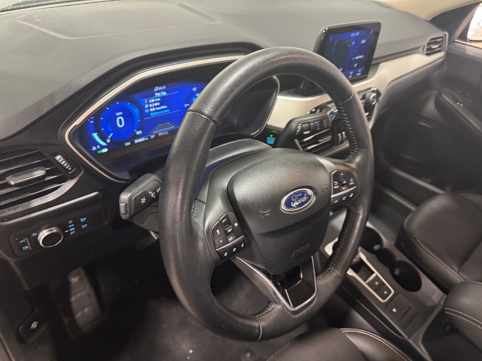 Thumbnail: 2020 Ford Escape - 2