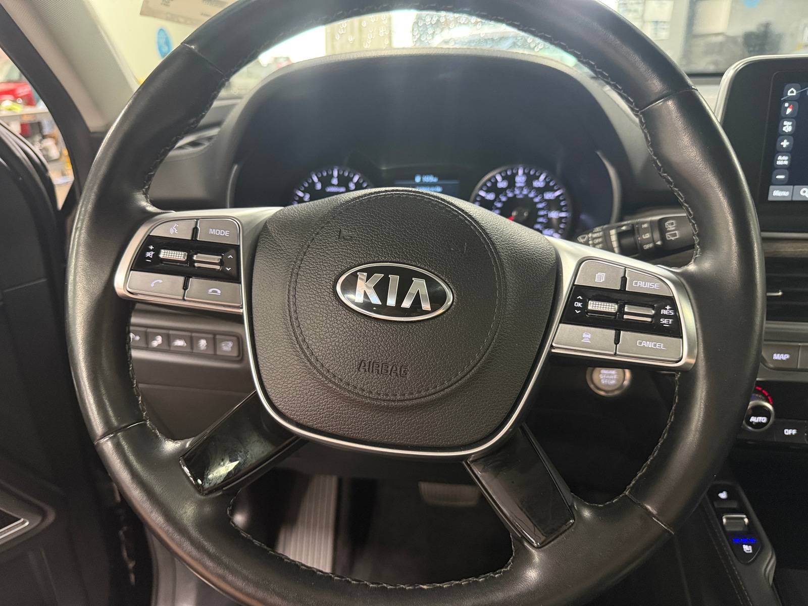 Thumbnail: 2021 Kia Telluride - 4