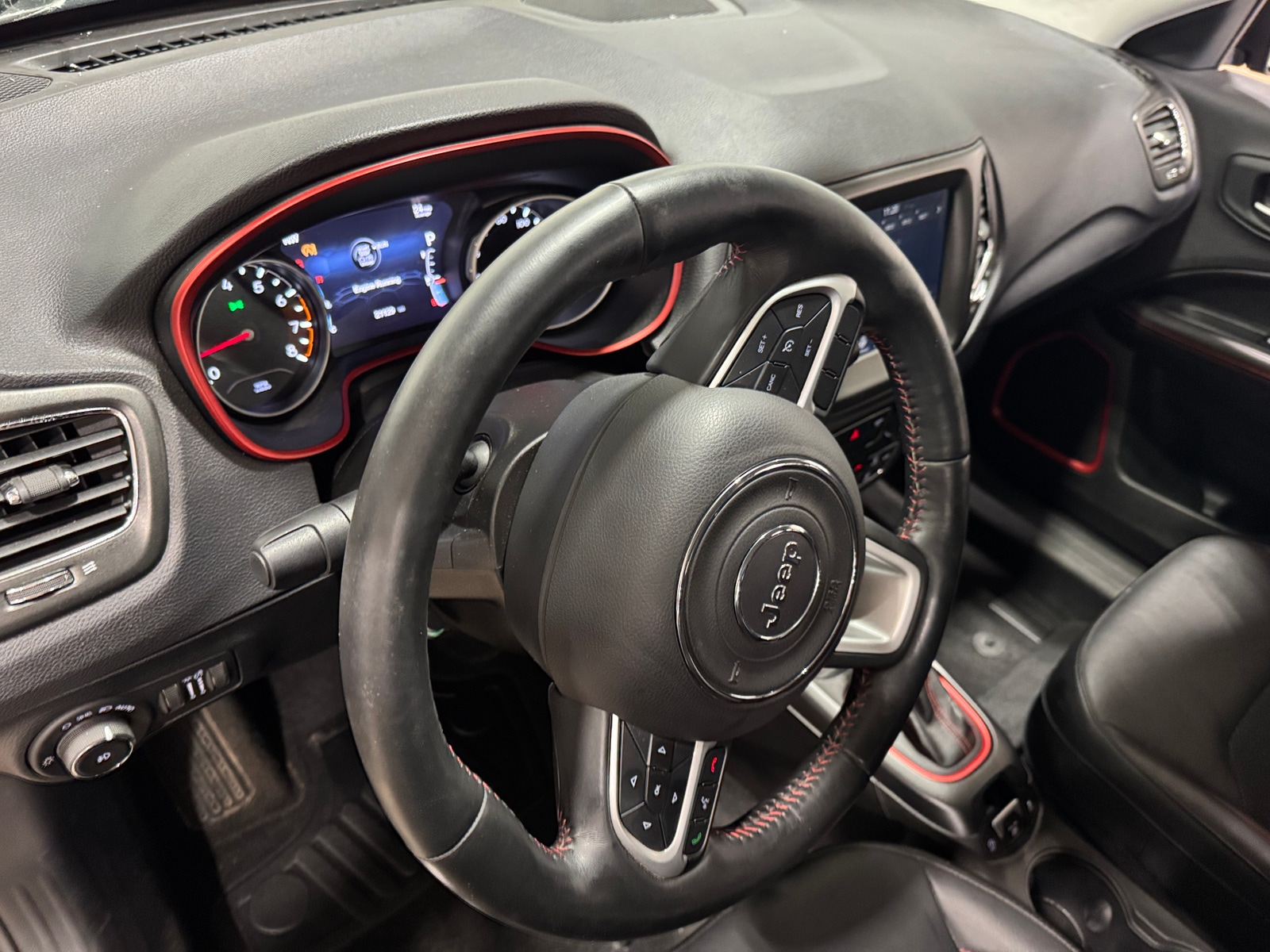 Thumbnail: 2018 Jeep Compass - 3