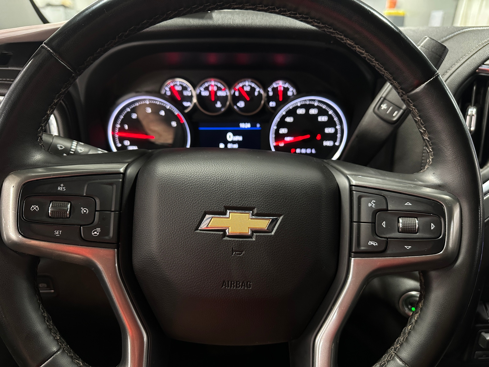 Thumbnail: 2023 Chevrolet Silverado 2500 - 4