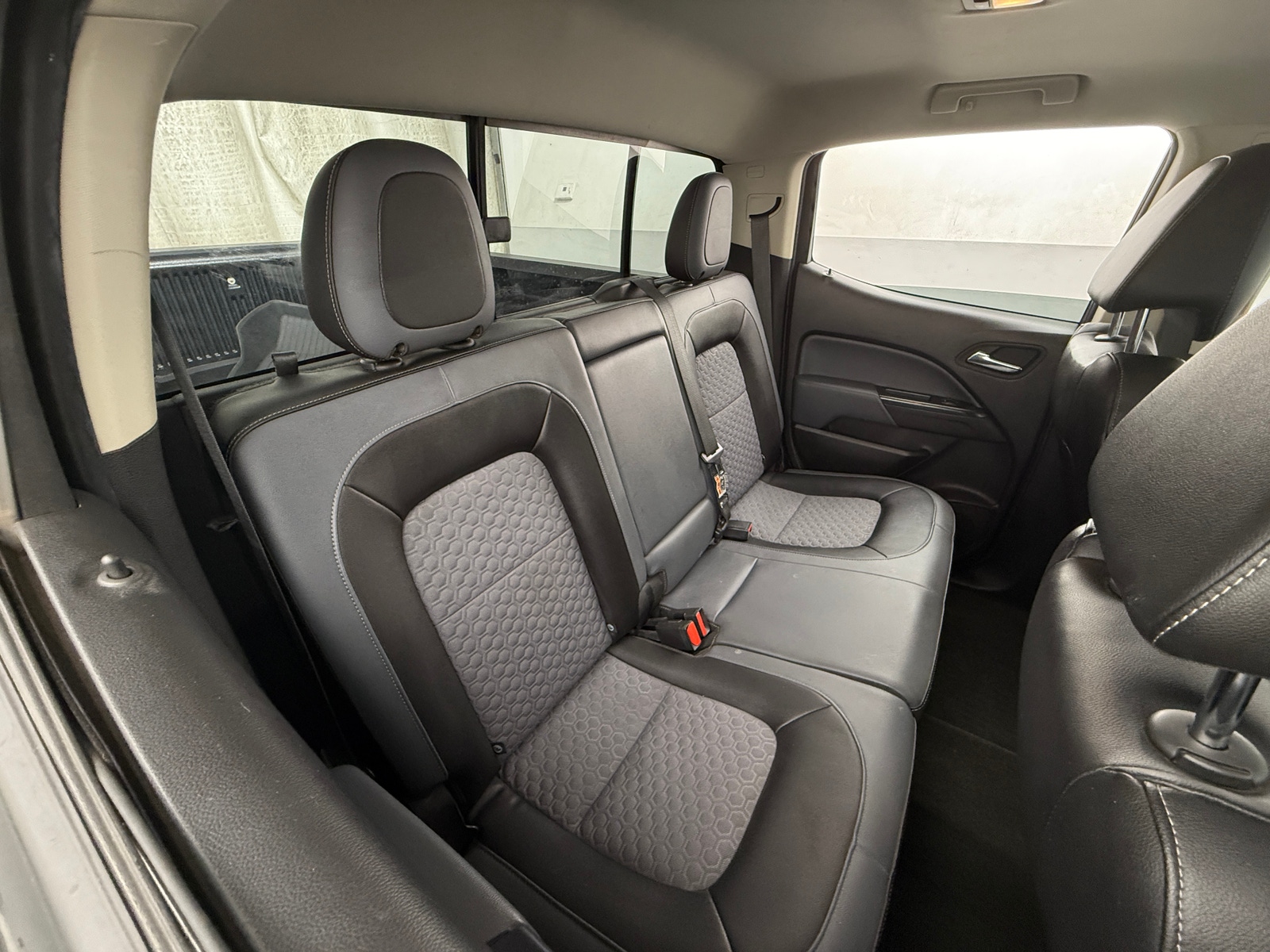 Thumbnail: 2017 Chevrolet Colorado - 6