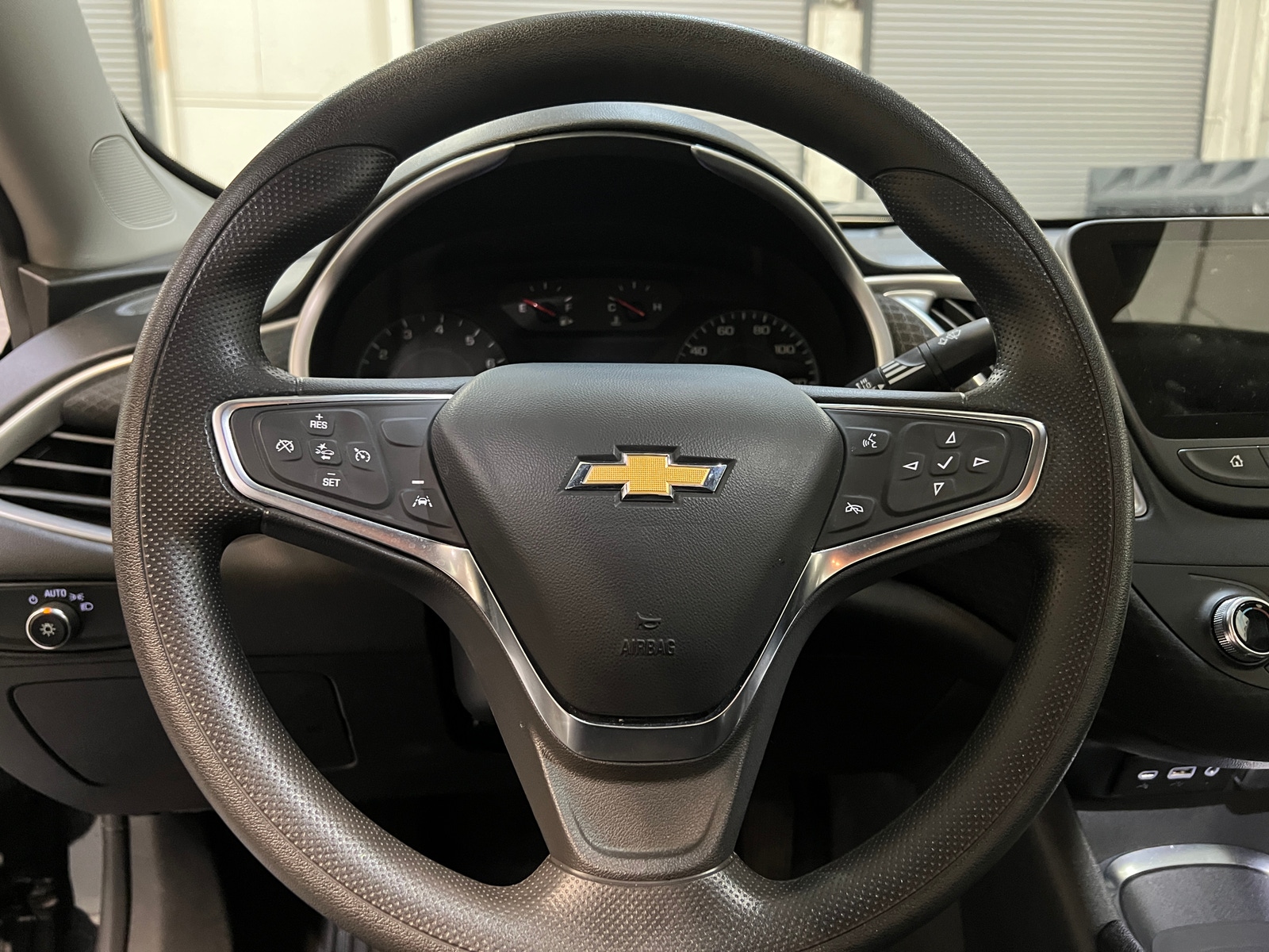 Thumbnail: 2024 Chevrolet Malibu - 5