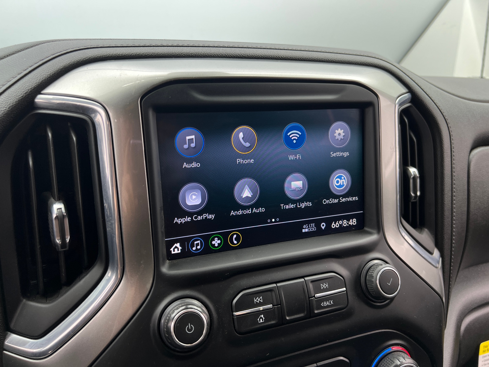 Thumbnail: 2020 Chevrolet Silverado 1500 - 4