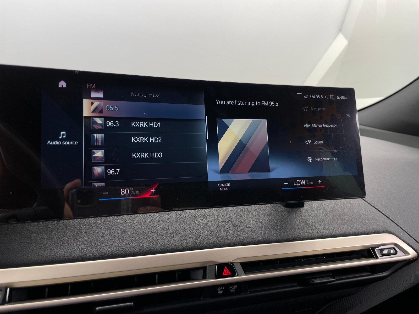 Thumbnail: 2022 BMW iX - 3