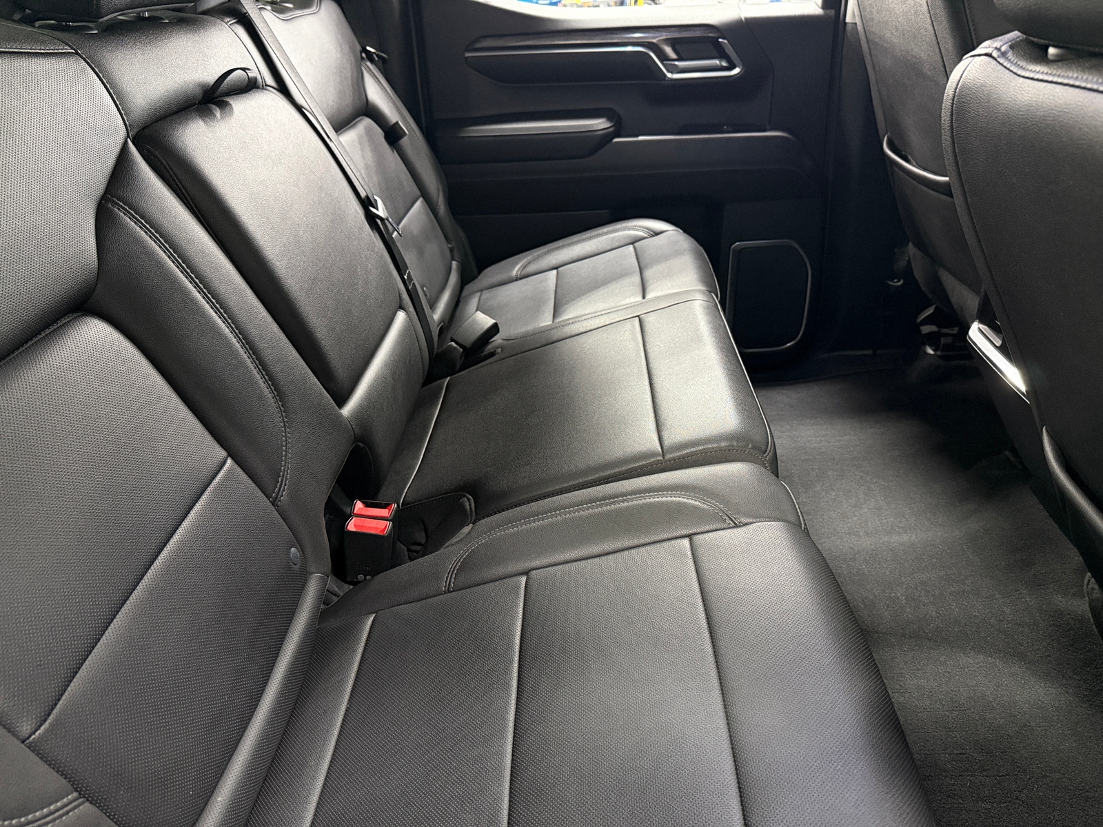 Thumbnail: 2023 Chevrolet Silverado 1500 - 5